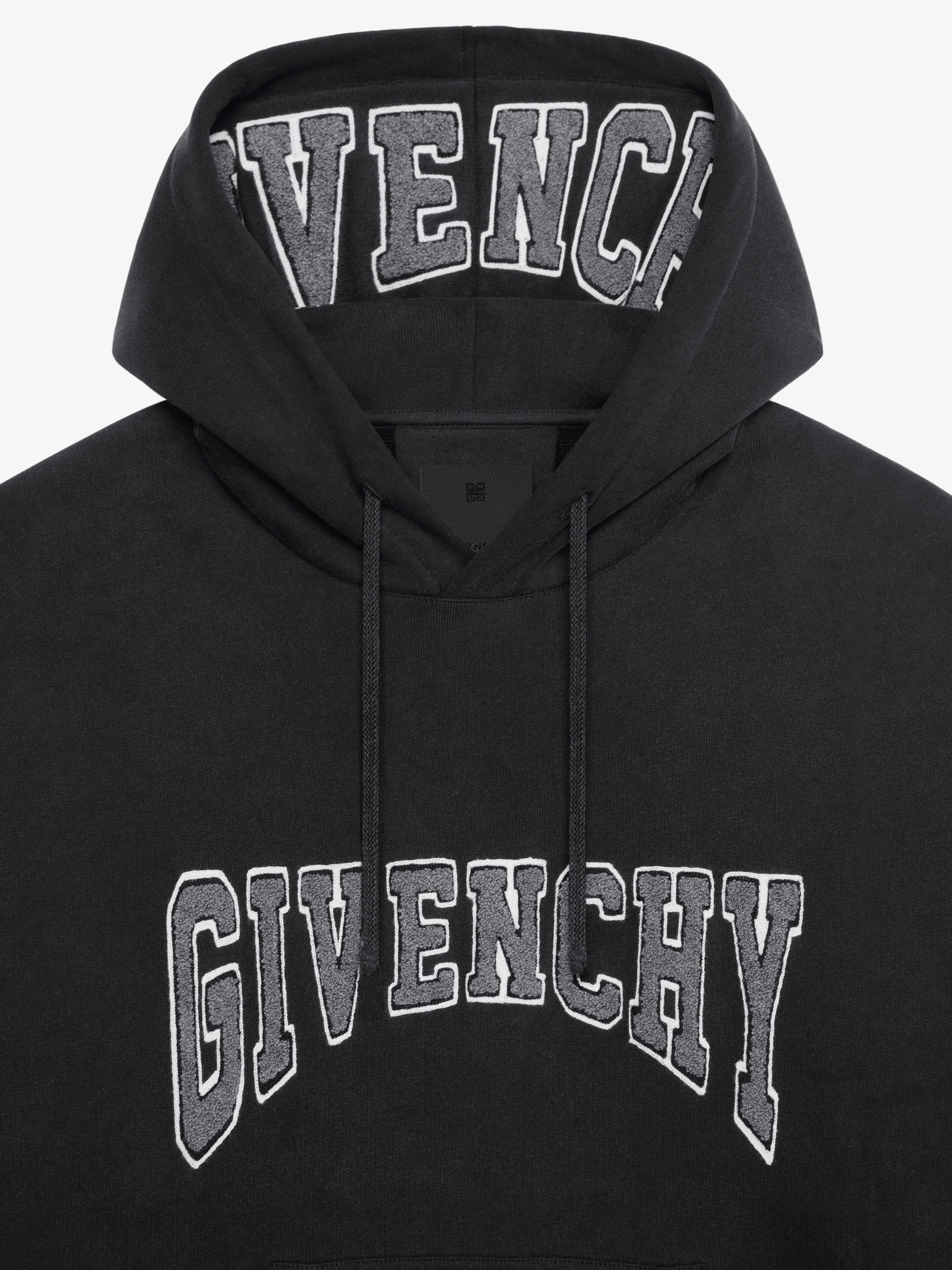 Givenchy o1lv12m0326 Slim Fit Hoodie in Black Size US L / EU 52-54 / 3 - 4 Thumbnail