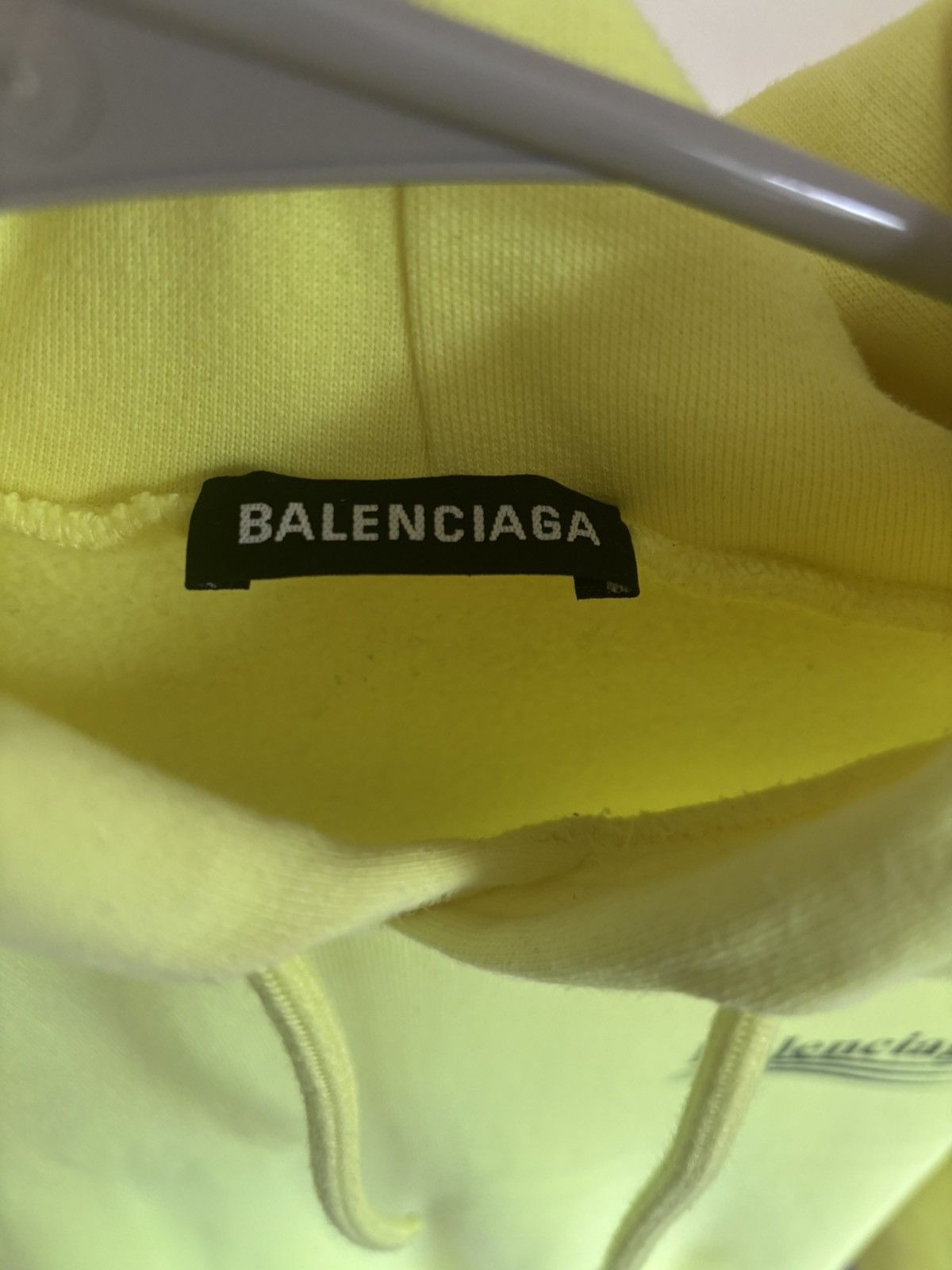 Balenciaga Balenciaga neon yellow campaign medium fit hoodie Size US L / EU 52-54 / 3 - 5 Thumbnail