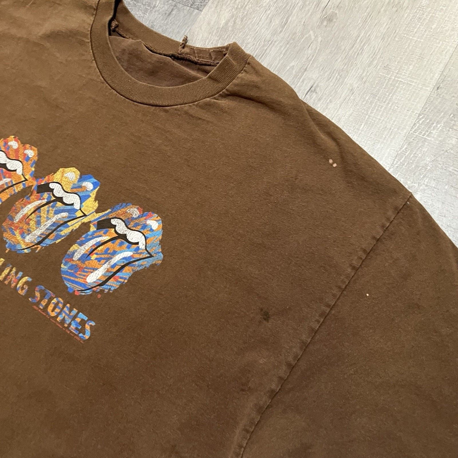 Band Tees The Rolling Stones Shirt VTG 2005 Brown Cropped Y2K Band Tee Size US XL / EU 56 / 4 - 4 Thumbnail