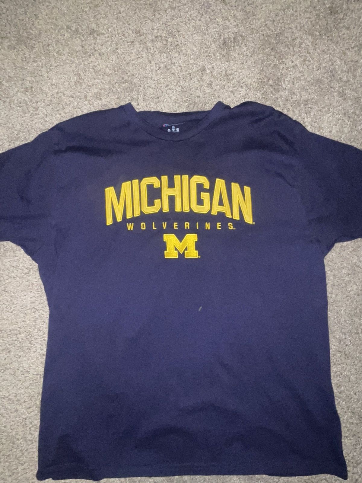Champion Champion Michigan wolverines Tee Size US XL / EU 56 / 4 - 1 Thumbnail