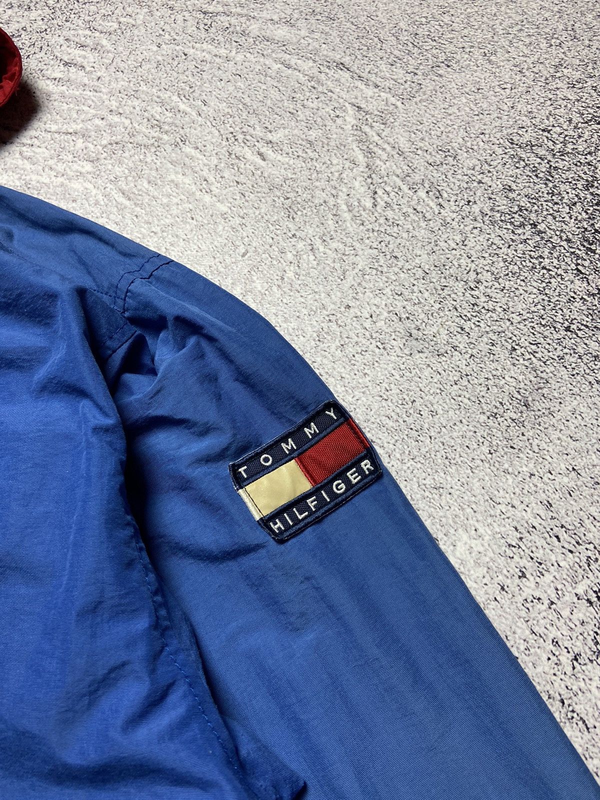 Tommy Hilfiger Vintage Tommy Hilfiger Jacket Street Style Rain Coat Design Size US S / EU 44-46 / 1 - 4 Thumbnail