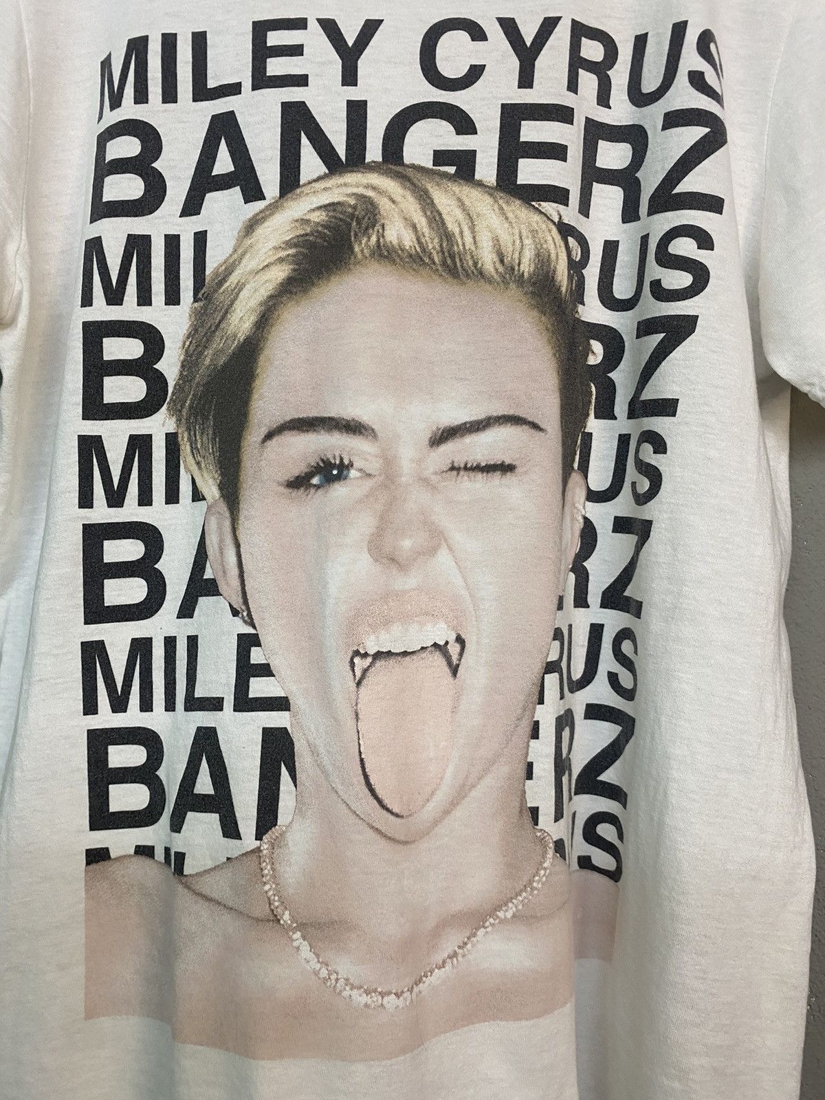 Band Tees × Vintage miley cyrus tour Size US S / EU 44-46 / 1 - 2 Thumbnail