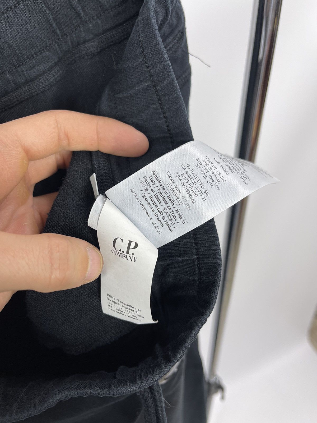 C.P. Company C.P. COMPANY Lens Cotton Track Pants Black Italy Size M Size US 34 / EU 50 - 8 Thumbnail