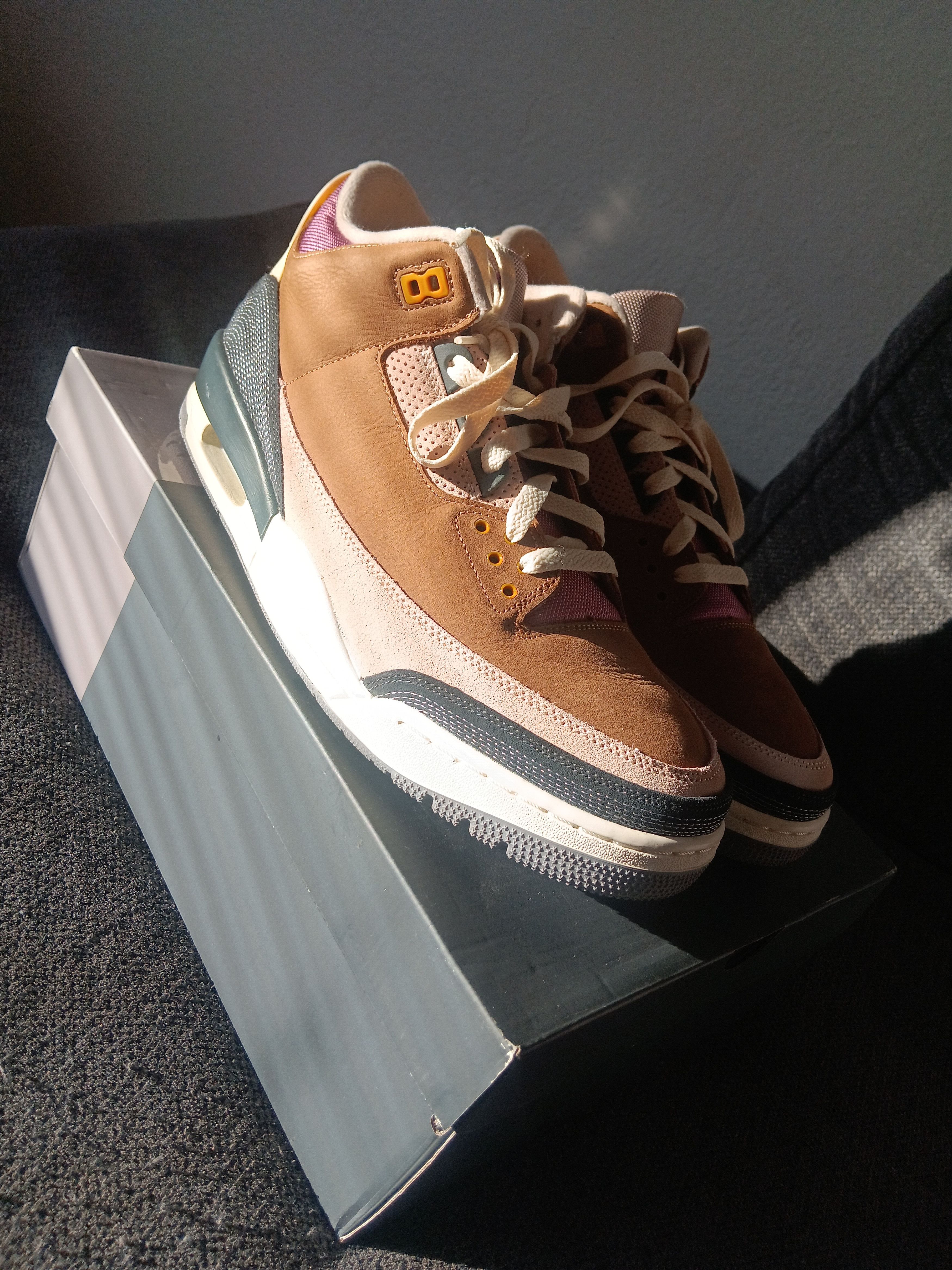 Jordan Brand Nike Air Jordan Retro 3 Size US 13 / EU 46 - 4 Thumbnail