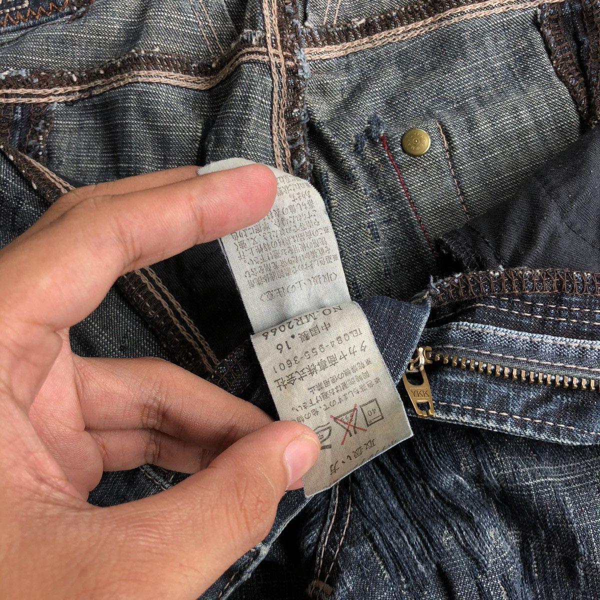 Marithe + Francois Girbaud 2000s Marithe + Francois Girbaud Distressed Bootcut Jeans Size US 29 - 12 Thumbnail
