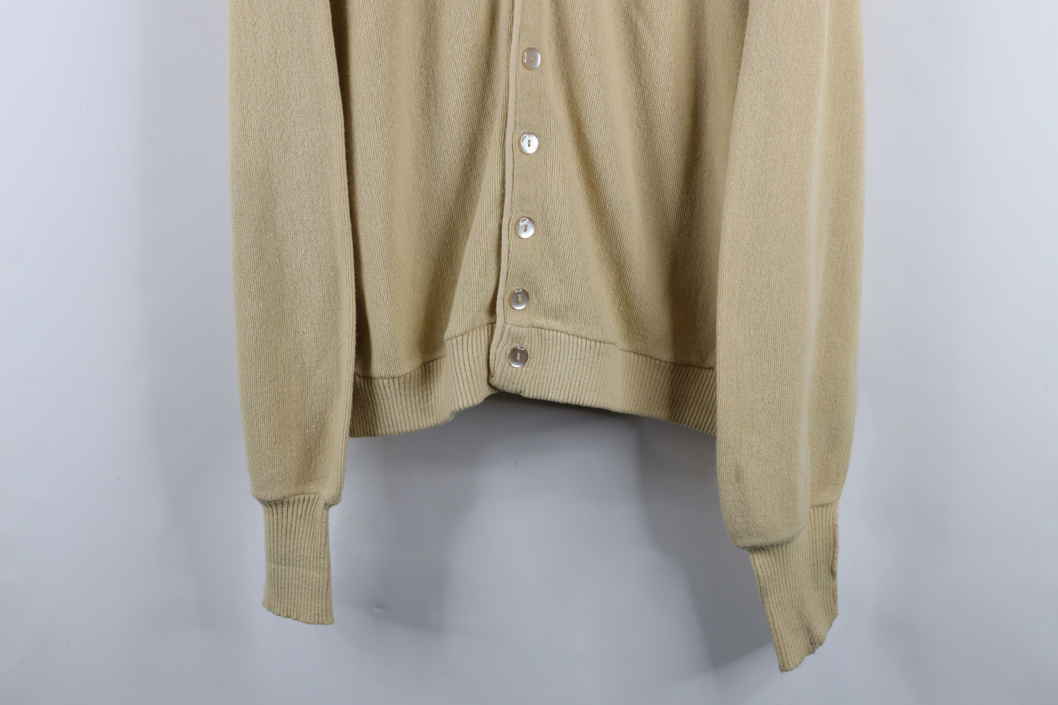 Vintage Vintage 70s Streetwear Blank Knit Cardigan Sweater Beige USA Size US XL / EU 56 / 4 - 3 Thumbnail