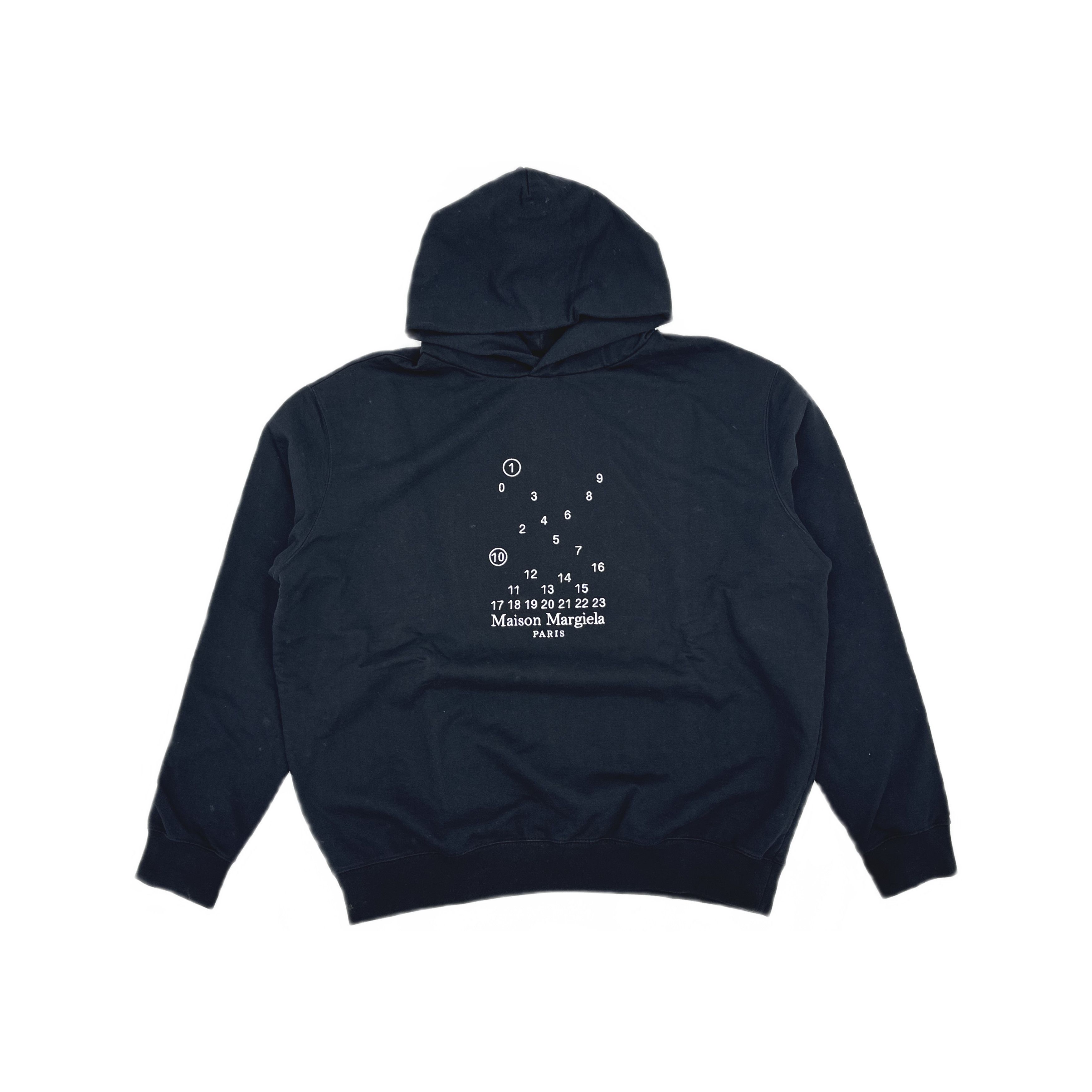 Maison Margiela Maison Margiela Numeric Print Hoodie XXL Size US XXL / EU 58 / 5 - 1 Thumbnail