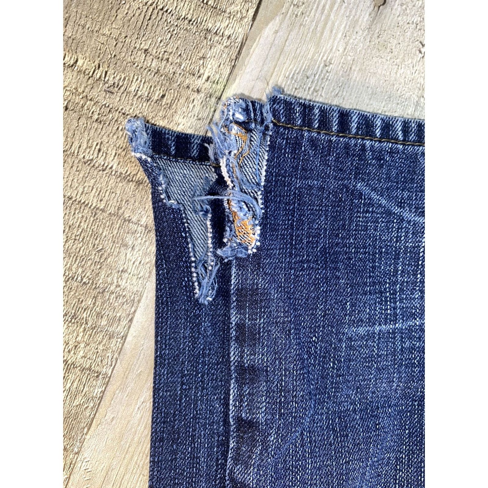 Levi's Levi's 514 Slim Straight Jeans Men 36 x 32 Blue Denim Regular Inseam 32 Red Tab SLIMING Size US 36 / EU 52 - 4 Thumbnail