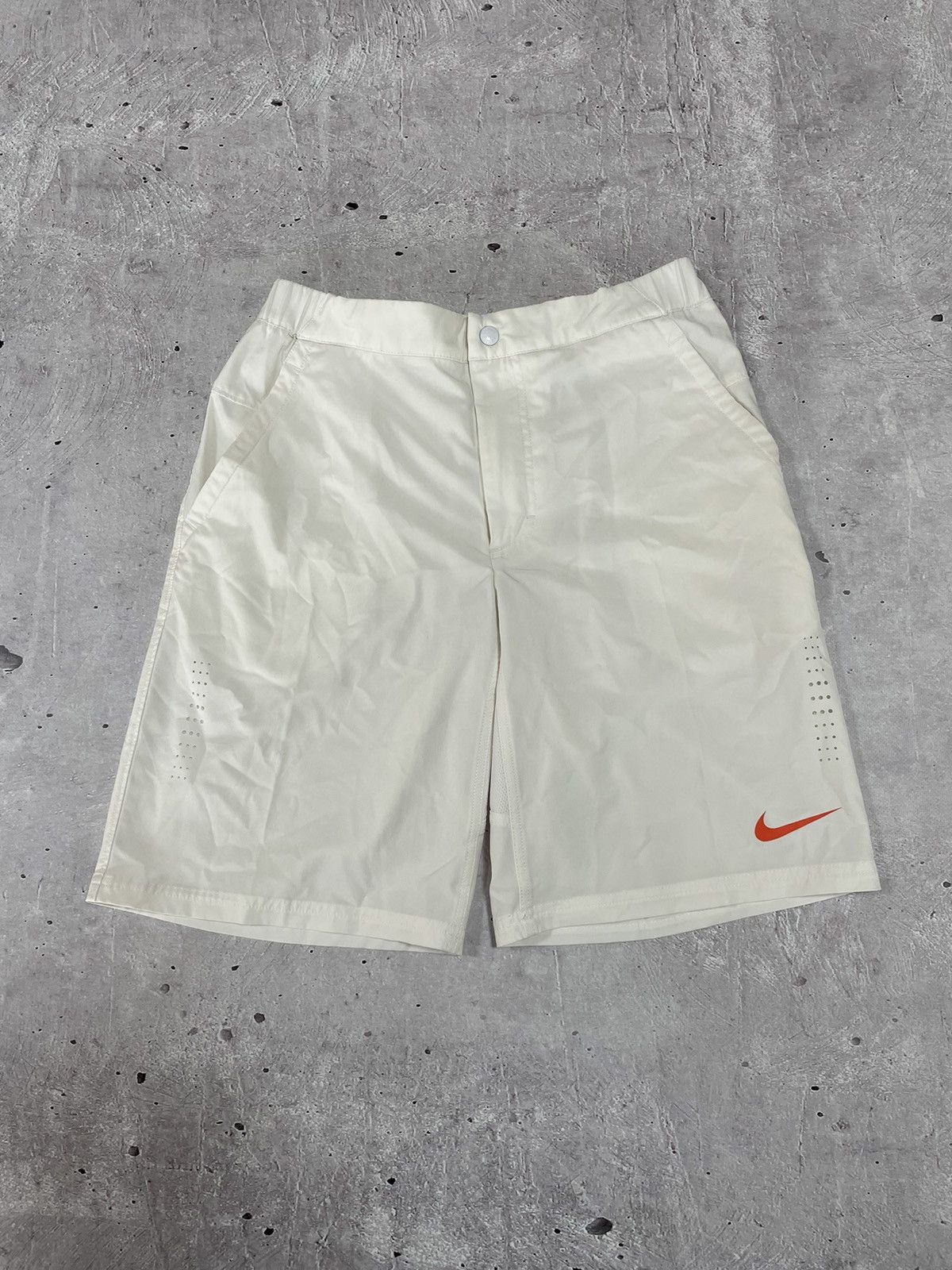 Nike Nike Roger Federer Shorts Mediu Size US 36 / EU 52 - 1 Thumbnail