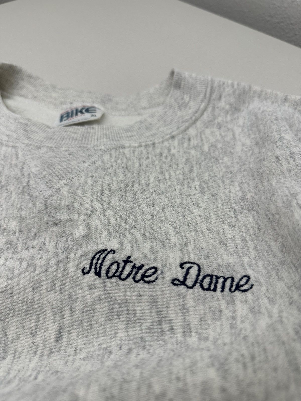 BKE Vintage 80s Notre Dame Cursive Embroidered Heavyweight XL Size US XL / EU 56 / 4 - 7 Thumbnail