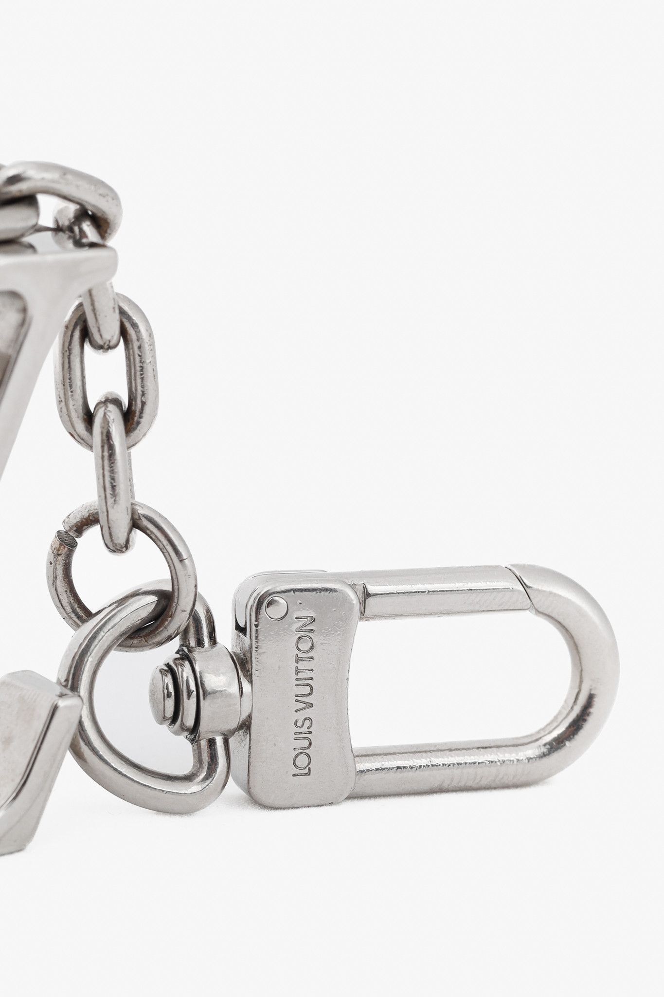Louis Vuitton Louis Vuitton Silver-Tone LV Initials Keyholder Size ONE SIZE - 3 Thumbnail