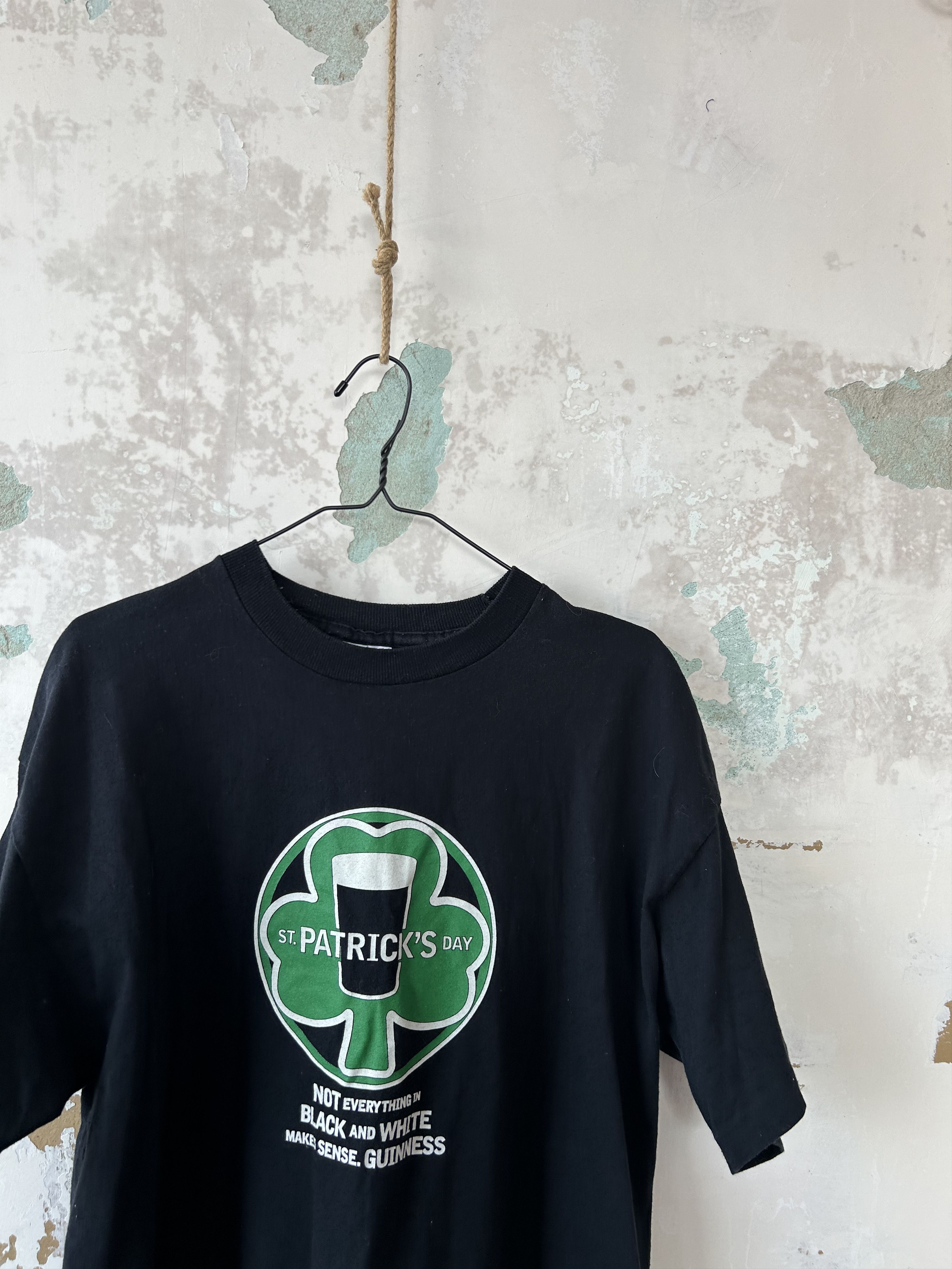 Vintage Vintage 90’s Guinness St. Patrick’s day 1998 t-shirt Size US XL / EU 56 / 4 - 3 Thumbnail