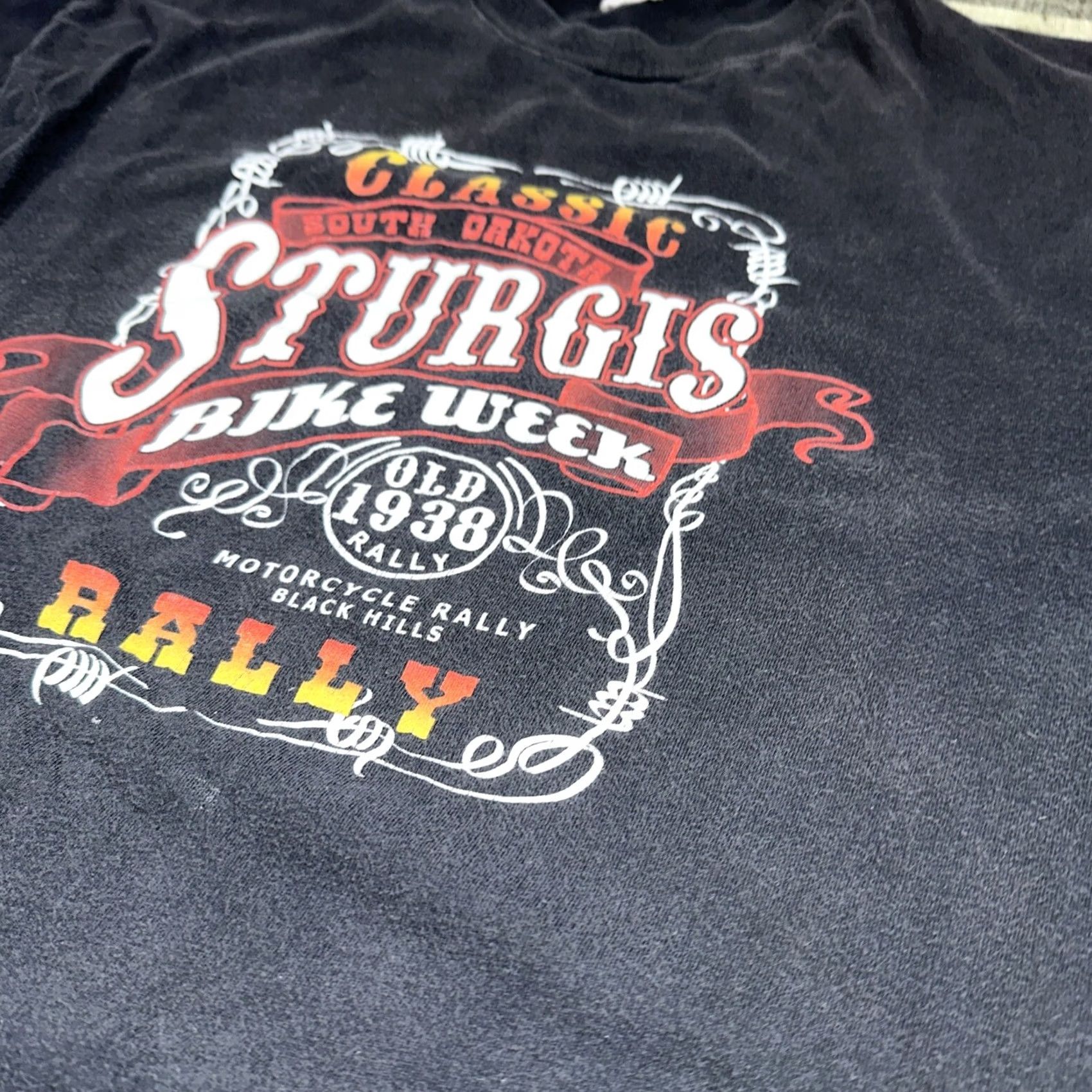 Vintage VINTAGE Sturgis T-Shirt Mens L Black 90s Biker Graphic Print South Dakota USA City Patriotic College Grunge Retro Limited Edition Vikings? Size US L / EU 52-54 / 3 - 6 Thumbnail