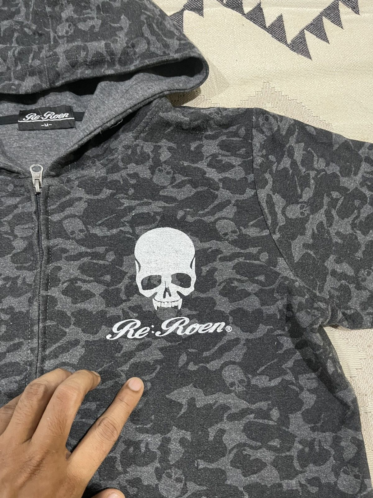 Roen 2000s RE ROEN SKULL CAMO FULL PRINT SHORT SLEEVE HOODIE ZIP Size M / US 6-8 / IT 42-44 - 5 Thumbnail