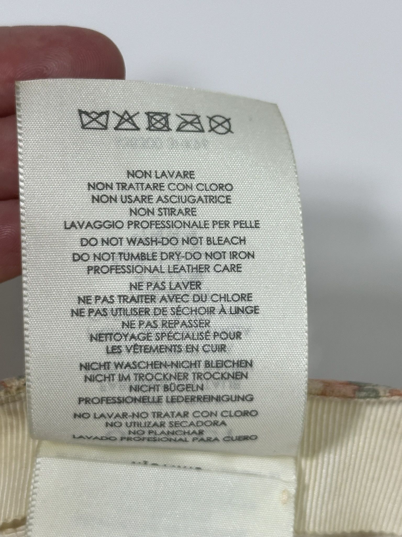 Gucci × Liberty Gucci x Liberty of London Hat Floral Infinity Abbey Size ONE SIZE - 13 Thumbnail
