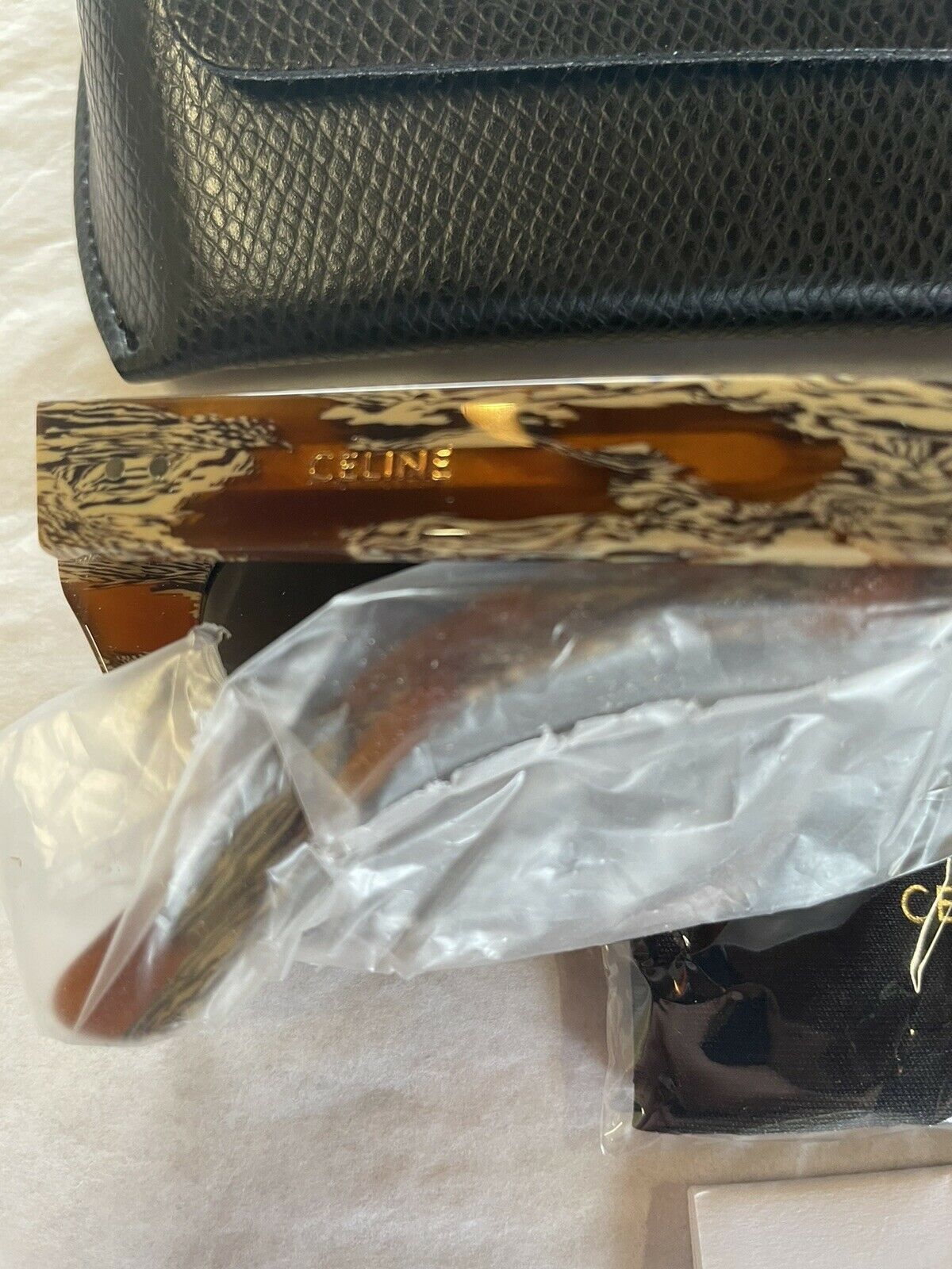 Celine Celine CL40060I 62E Brown Horn Rectangular Unisex Sunglasses Size ONE SIZE - 6 Thumbnail