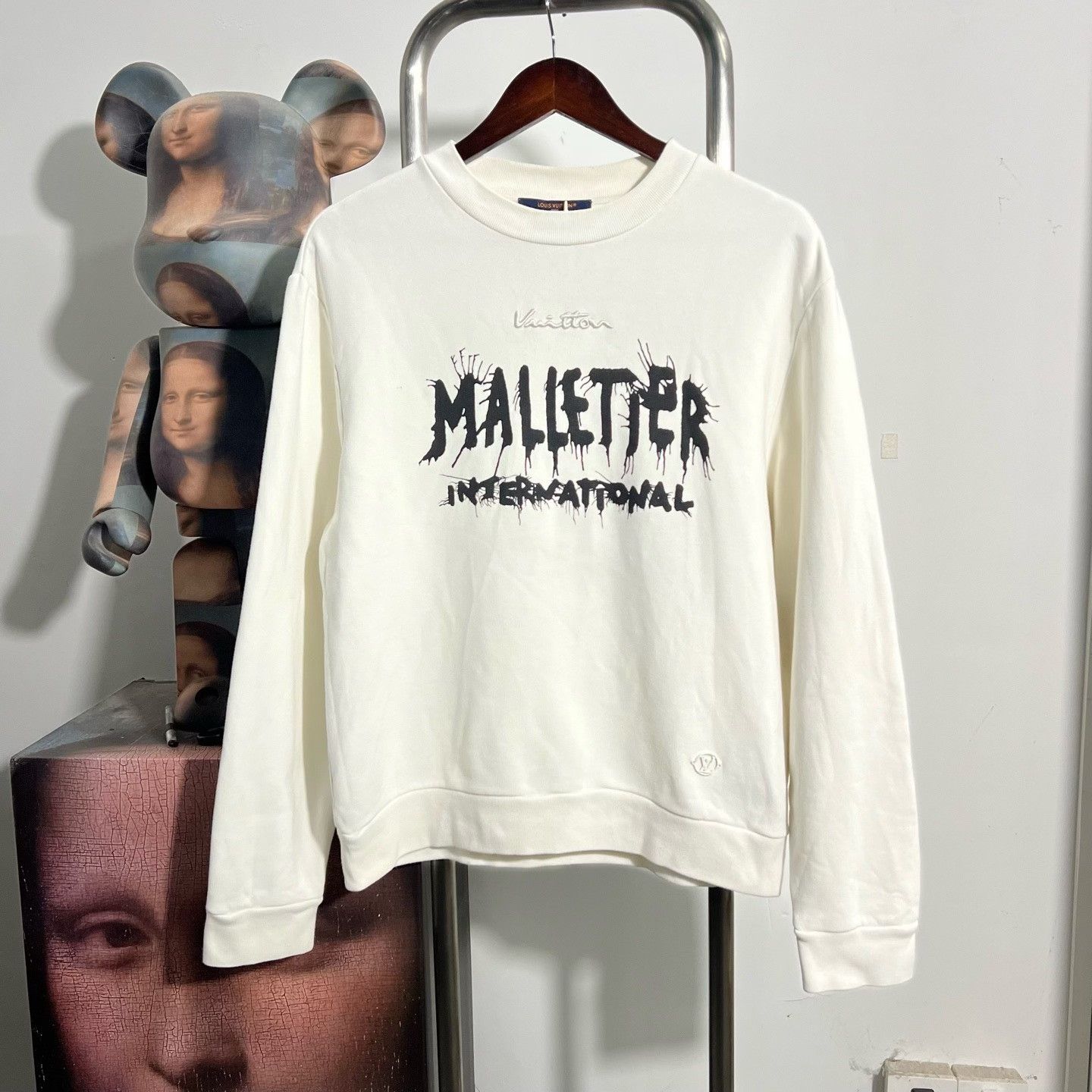 Louis Vuitton Louis Vuitton Graphic White Hoodie l Men Size US L / EU 52-54 / 3 - 1 Thumbnail