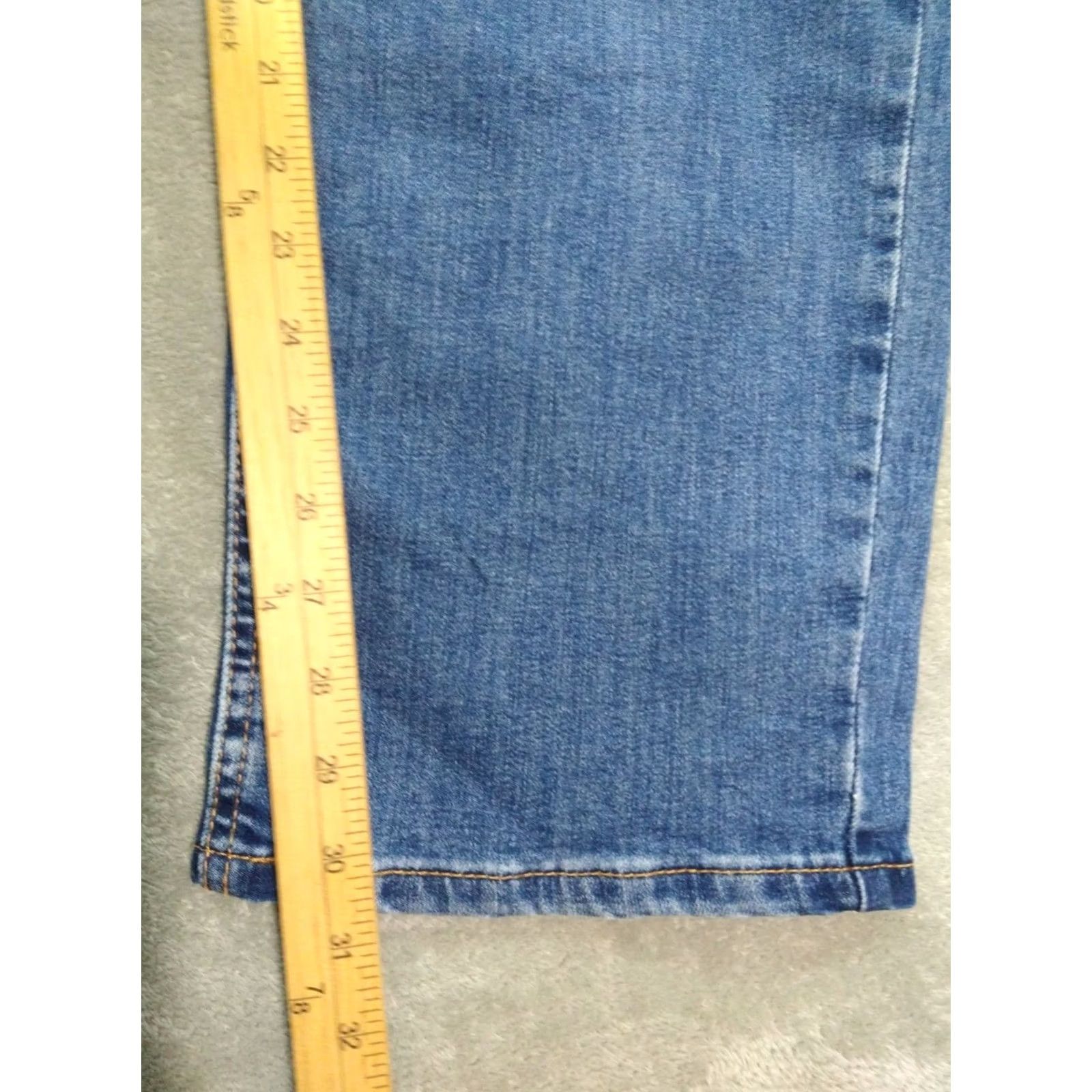 Levi's Levi's 541 Jeans Mens 40x32 Blue Denim Athletic Taper Stretch Medium Wash Jeans Mens Regular 40 Blue Denim 5-Pocket Size US 40 / EU 56 - 5 Thumbnail