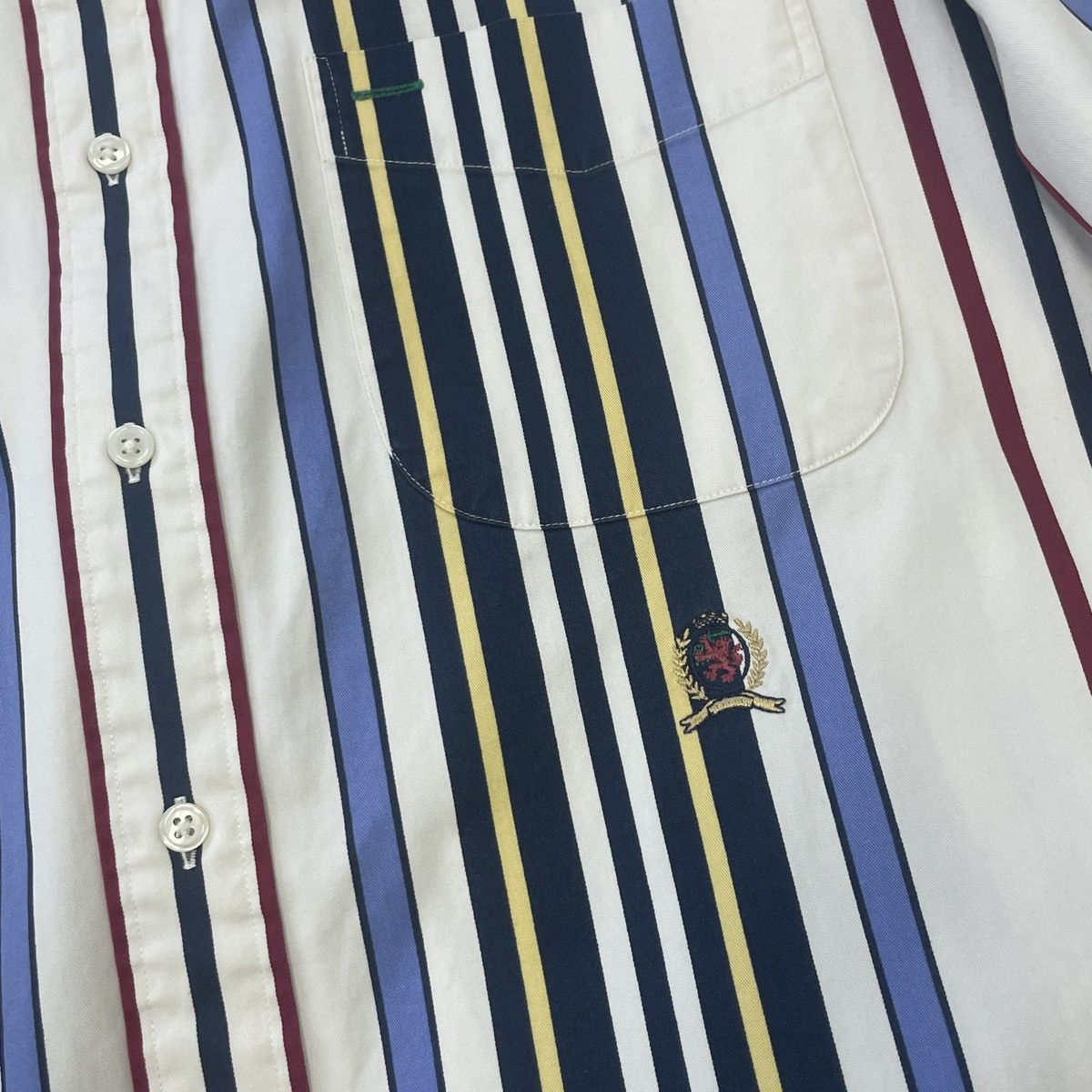 Tommy Hilfiger × Vintage Vintage Tommy Hilfiger Button Shirt Size M Size US M / EU 48-50 / 2 - 7 Thumbnail