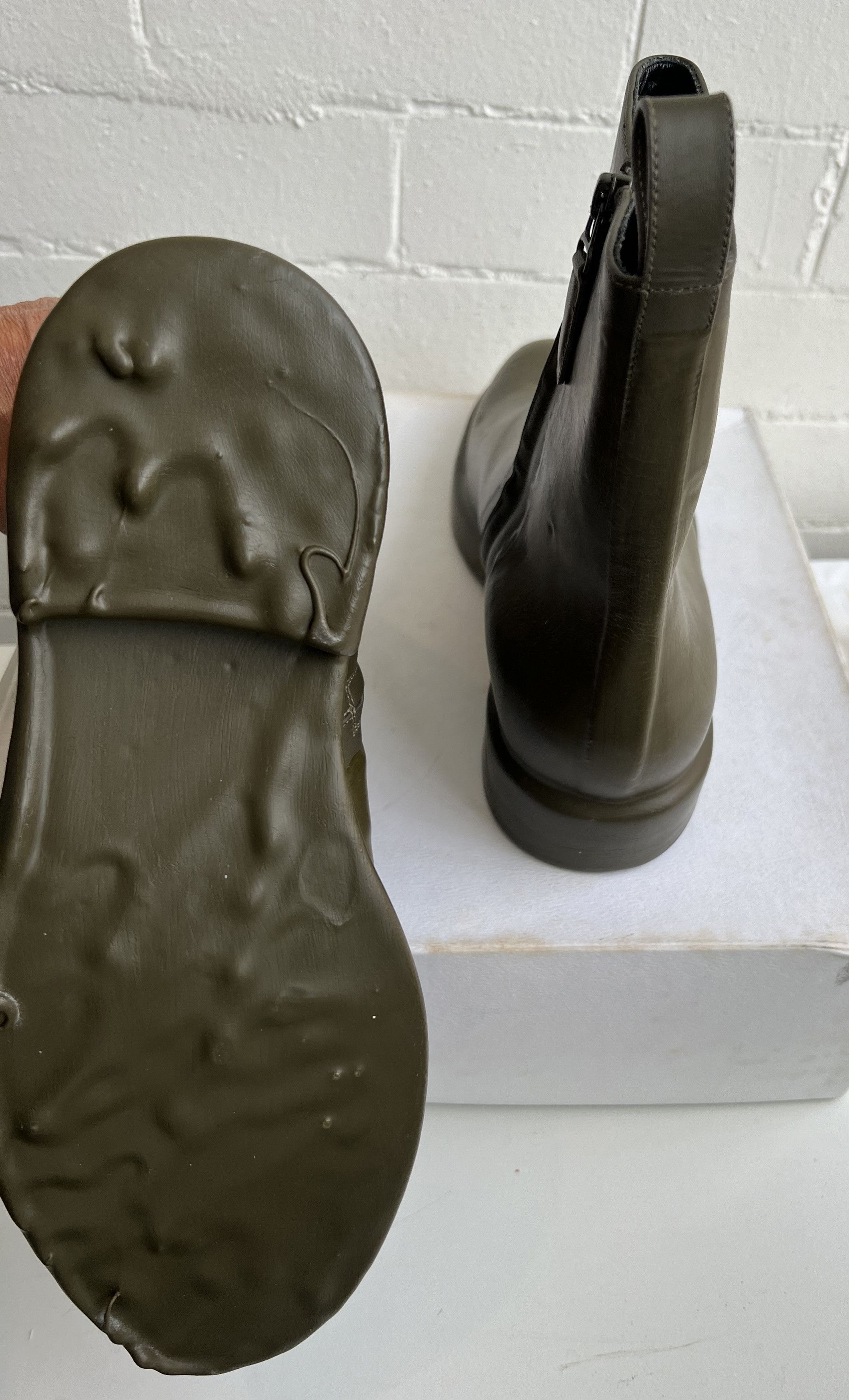 Balenciaga balenciaga polyurethene dipped boot Size US 11 / EU 44 - 4 Thumbnail