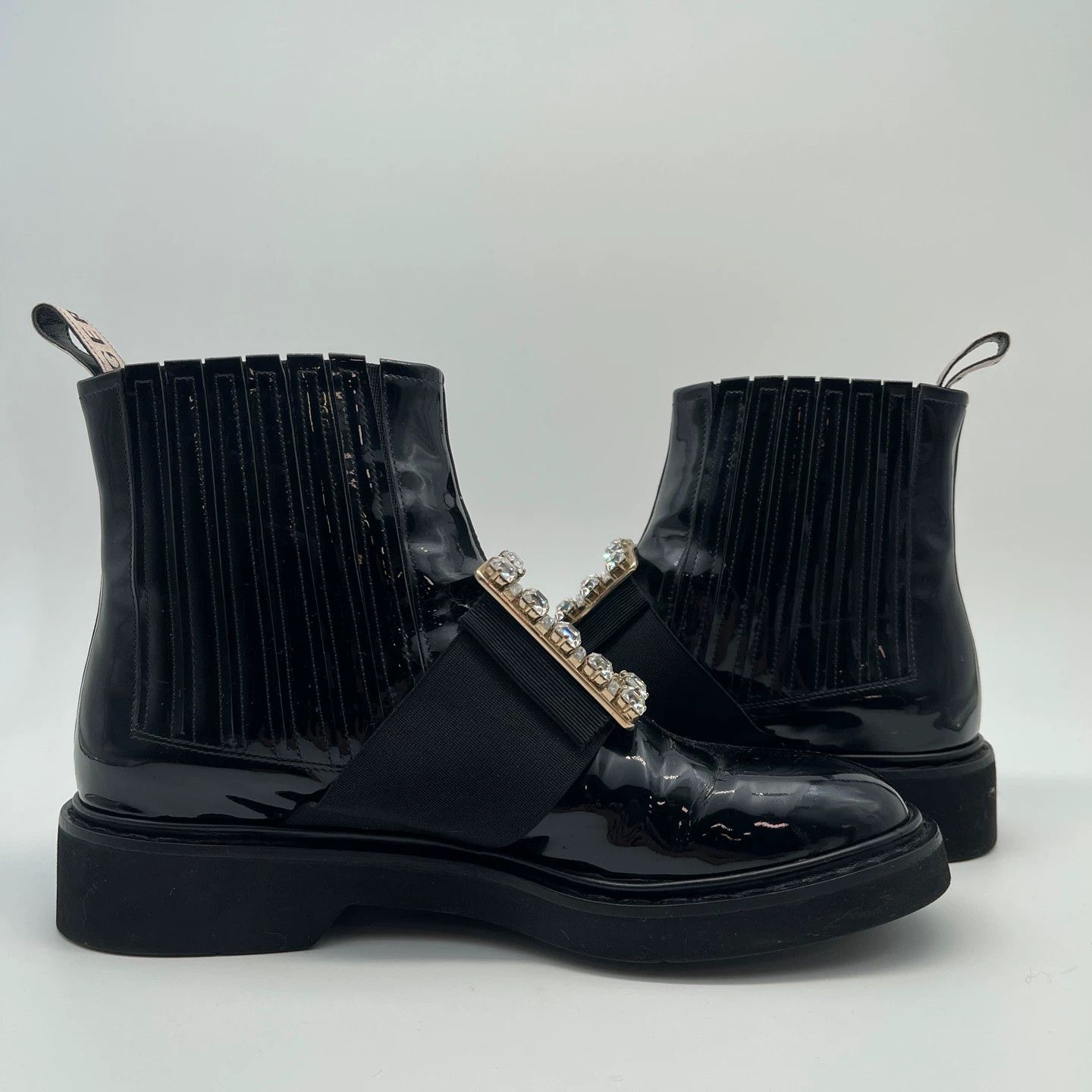 Roger Vivier Roger Vivier rv crystal buckle boots 37 Size US 6.5 / IT 36.5 - 4 Thumbnail