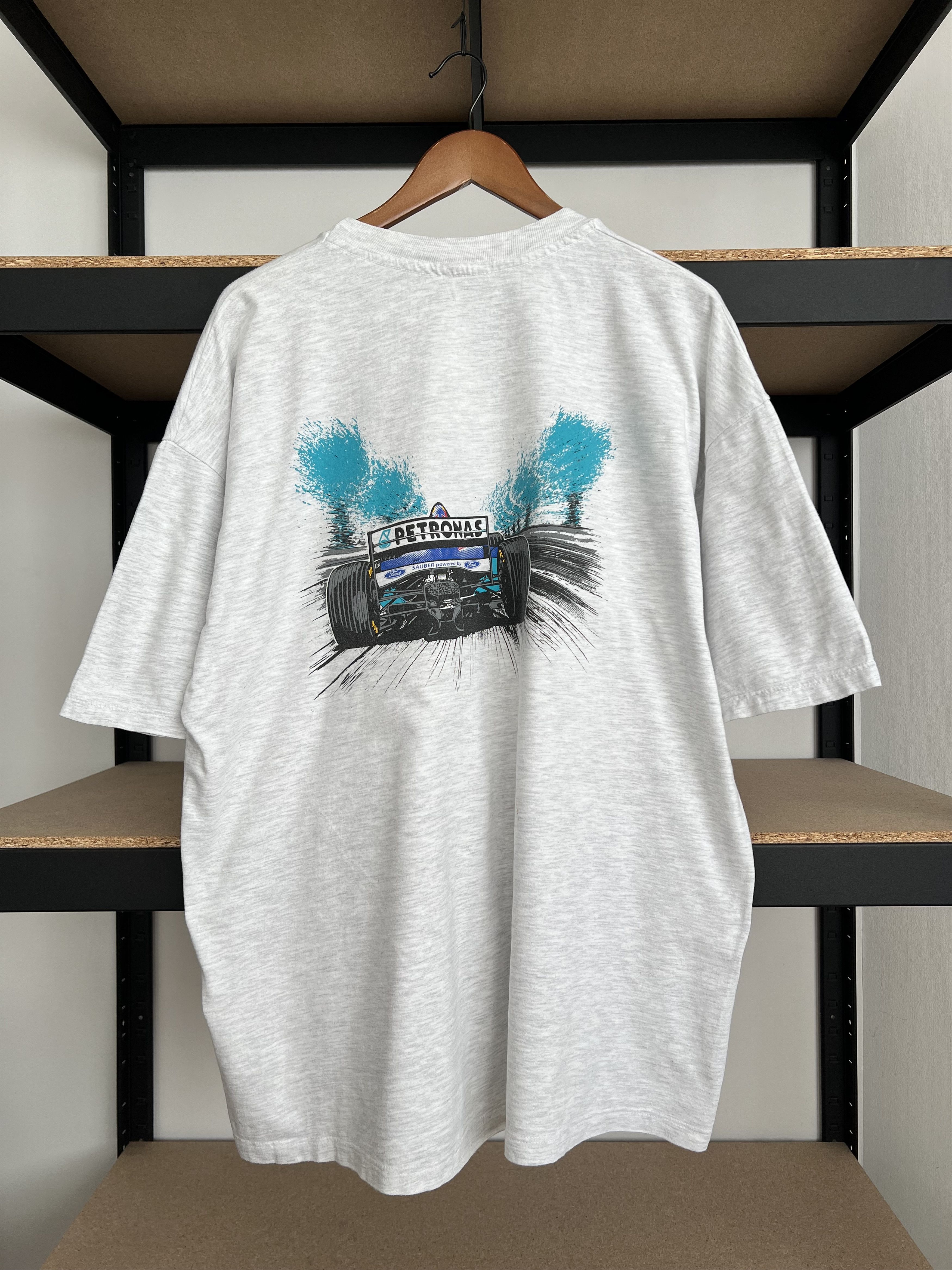Formula 1 Vintage 90s Red Bull Sauber Petronas Formula 1 F1 T-shirt Size US XXL / EU 58 / 5 - 2 Thumbnail