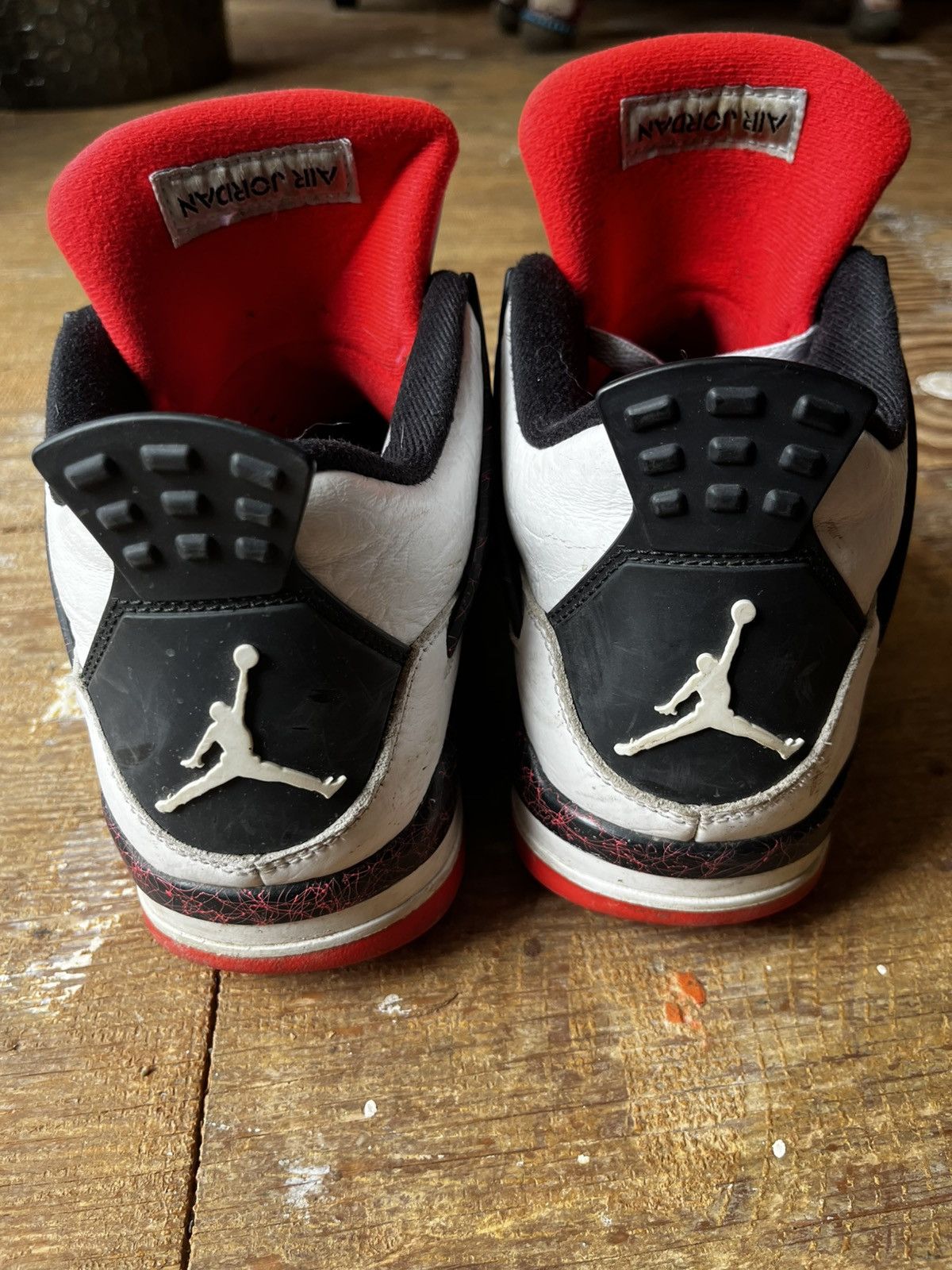 Jordan Brand Joradan 4 pale citron Size US 10.5 / EU 43-44 - 4 Thumbnail