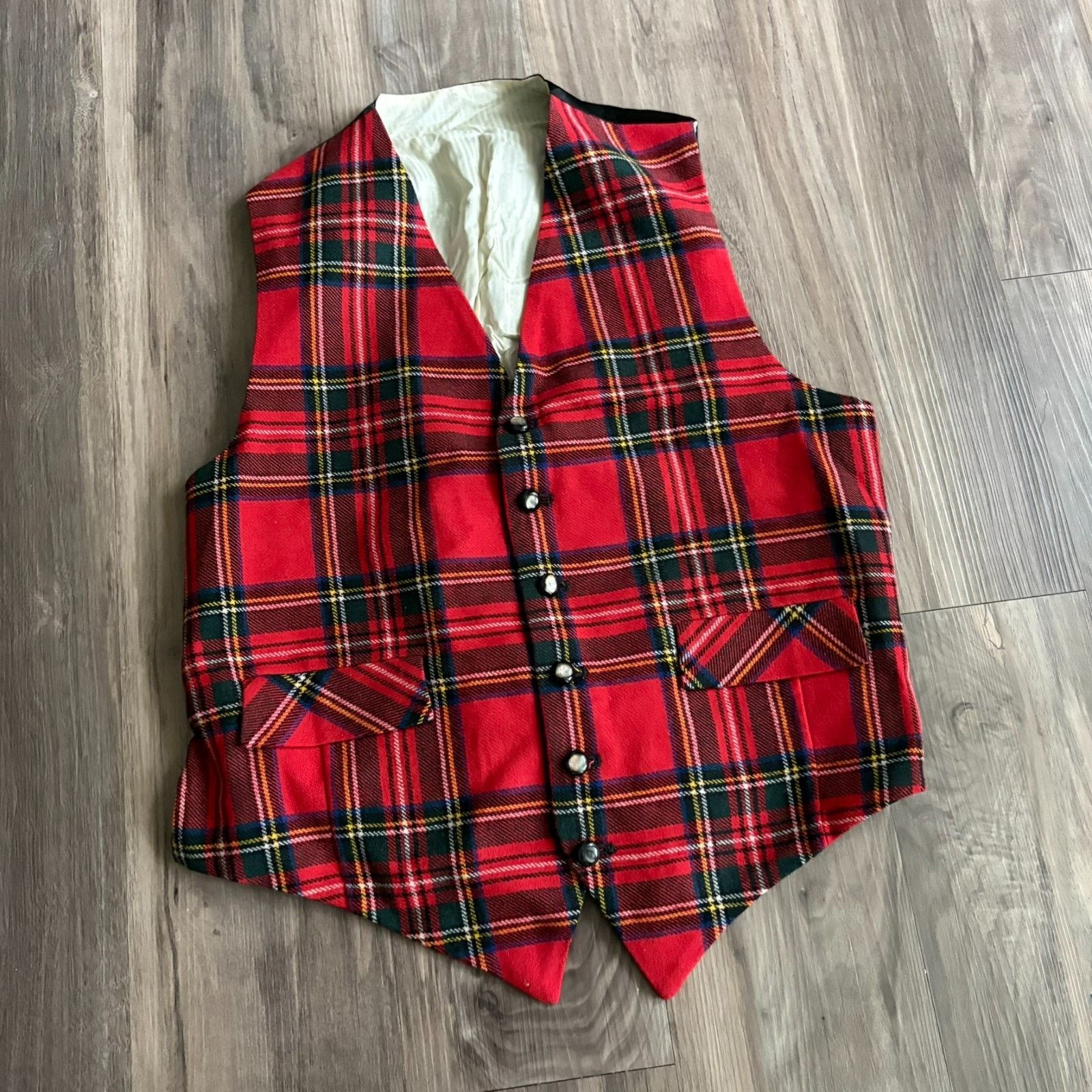 Vintage Vintage Forest Of Edinburgh Flannel Plaid Wool Vest Size S Size US S / EU 44-46 / 1 - 5 Thumbnail
