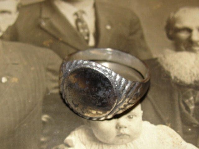 Designer Small Round Antiqued Sterling Silver Signet Ring Size ONE SIZE - 1 Thumbnail