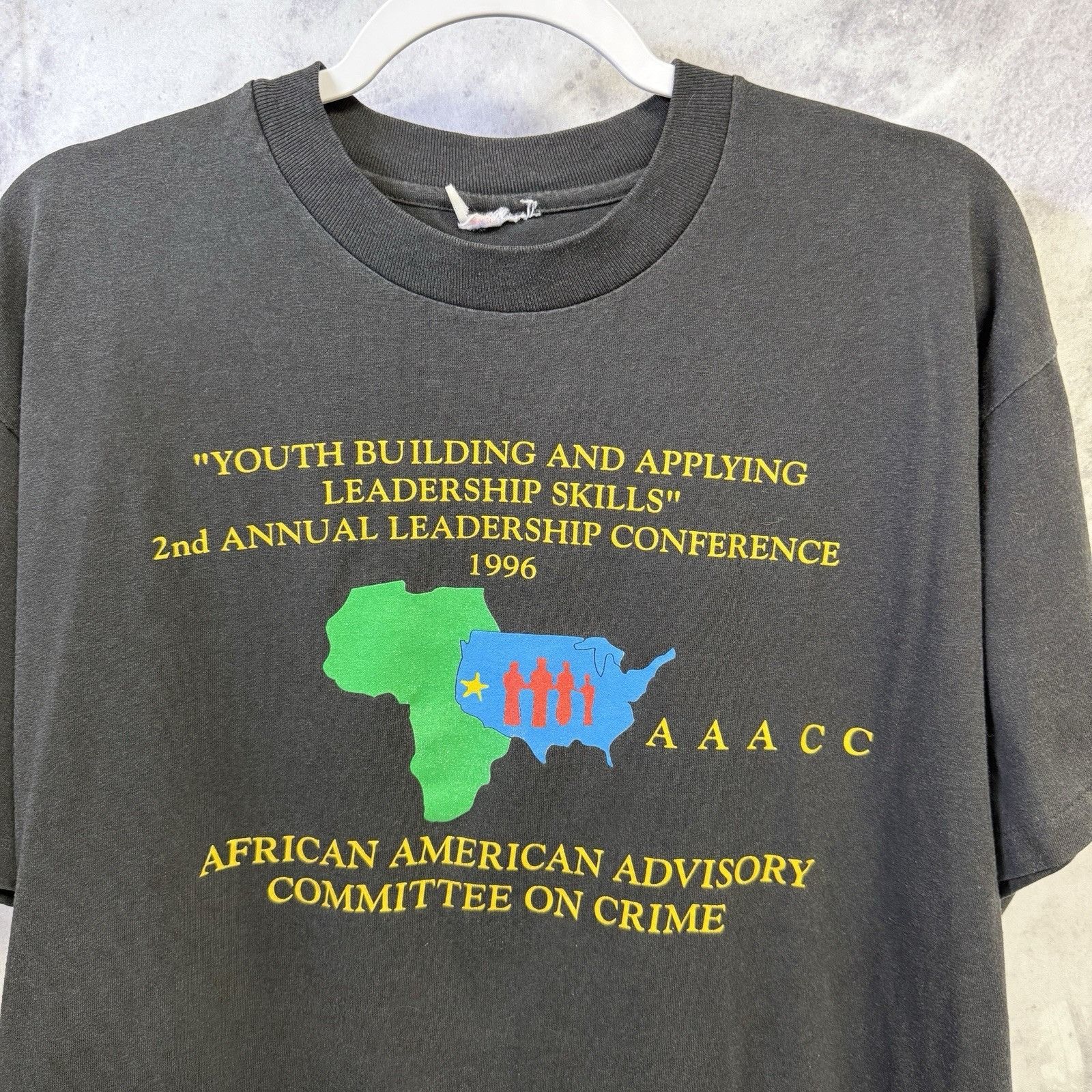 Vintage Vintage 90s African American Advisory Committee on Crime Tee Size US L / EU 52-54 / 3 - 1 Thumbnail