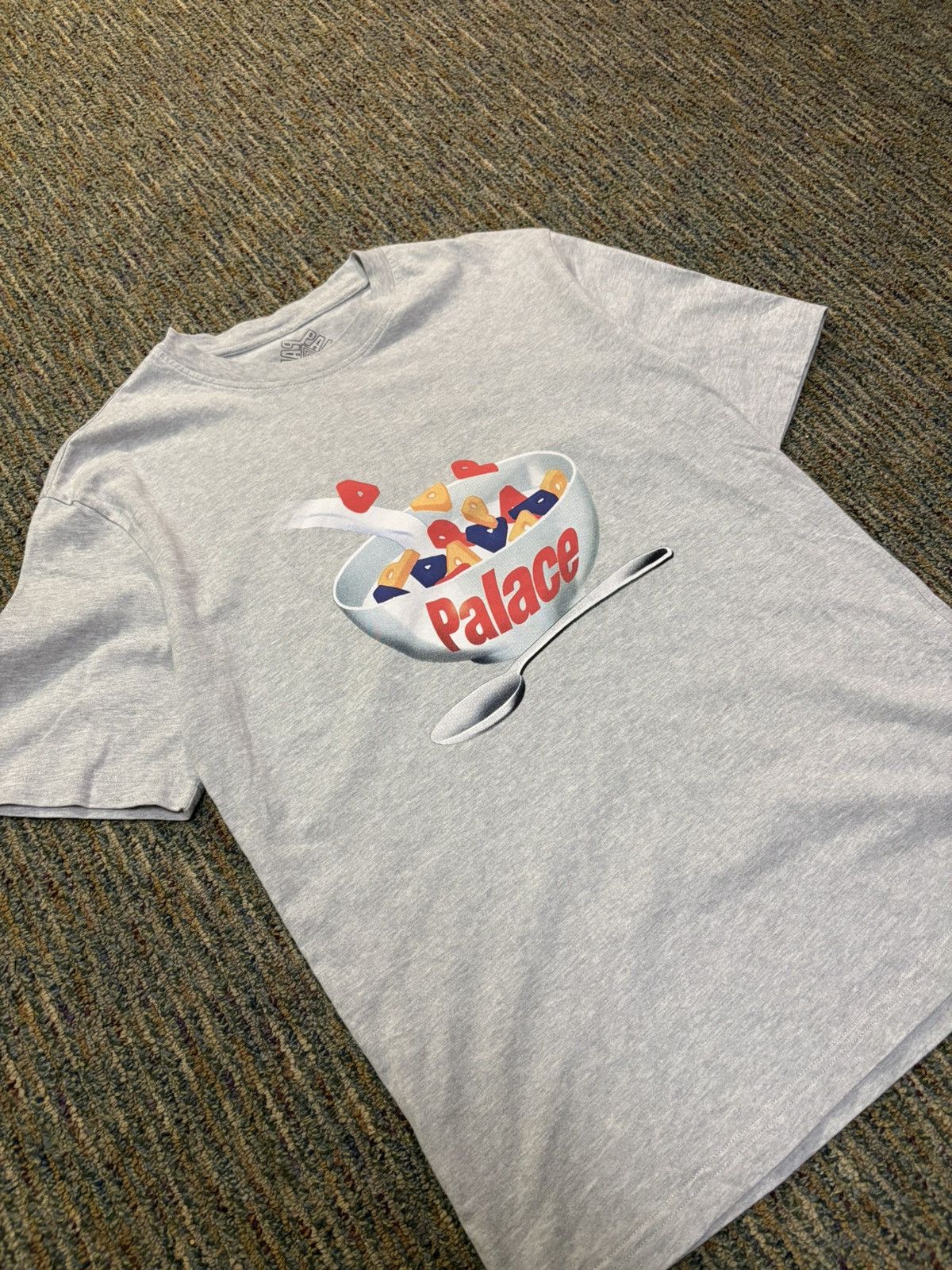 Palace PALACE SS20 CHARMS TEE Size US M / EU 48-50 / 2 - 2 Thumbnail