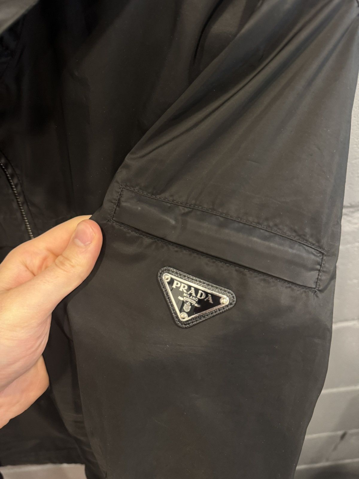 Prada Prada Re-Nylon Windbreaker Jacket size 54 Size US L / EU 52-54 / 3 - 3 Thumbnail