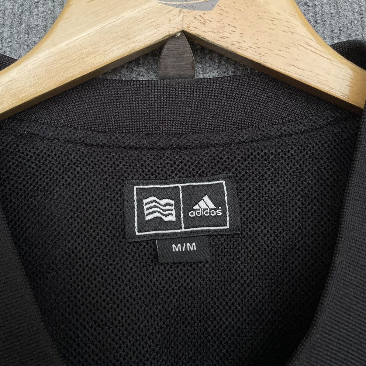 Adidas × Vintage Vintage 2000s Adidas Nylon Jumper Sweater Kanye West Style Size US L / EU 52-54 / 3 - 5 Thumbnail