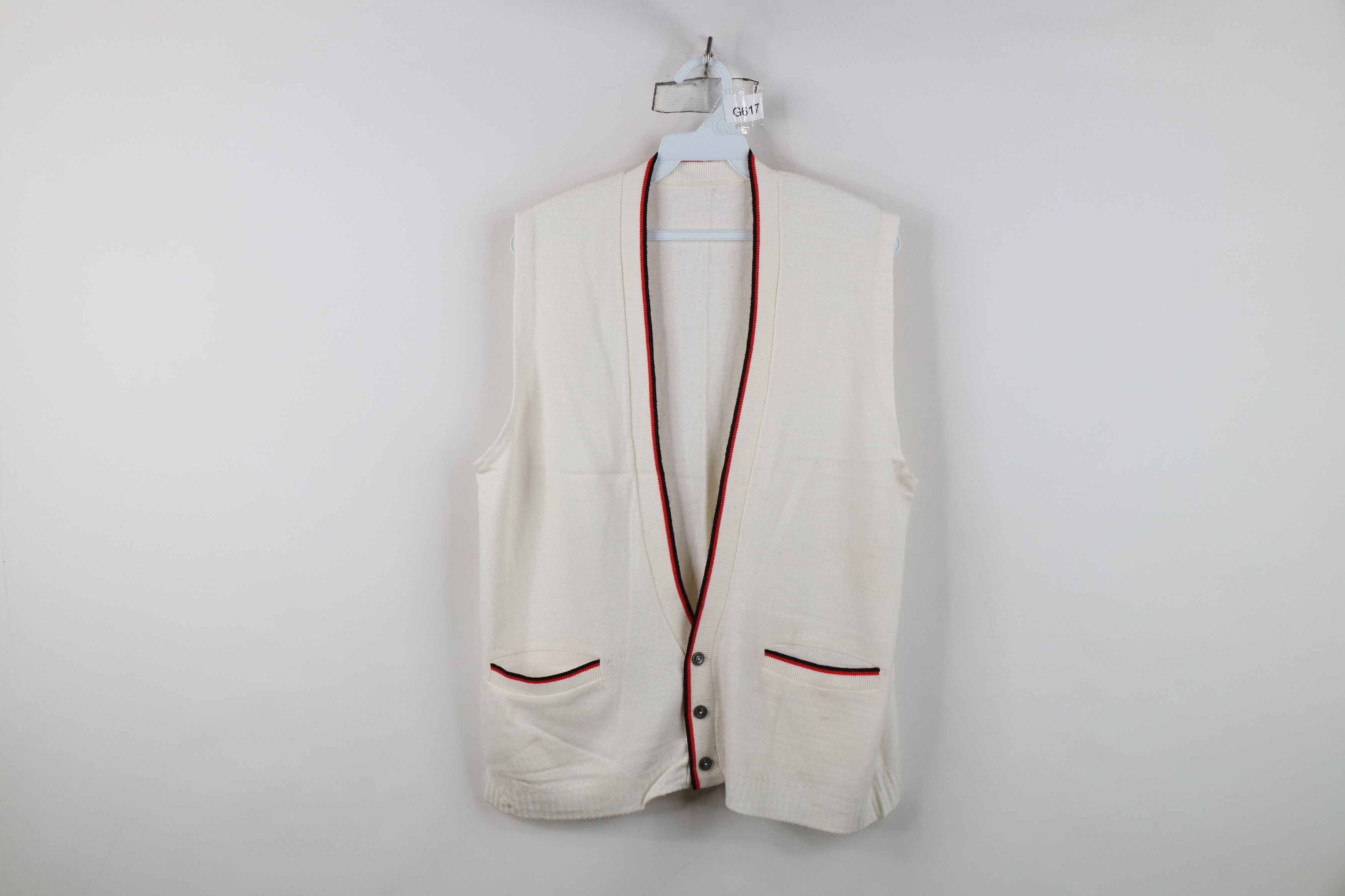 Vintage Vintage 50s Rockabilly Cat Eye Button Soft Knit Sweater Vest Size US M / EU 48-50 / 2 - 1 Thumbnail