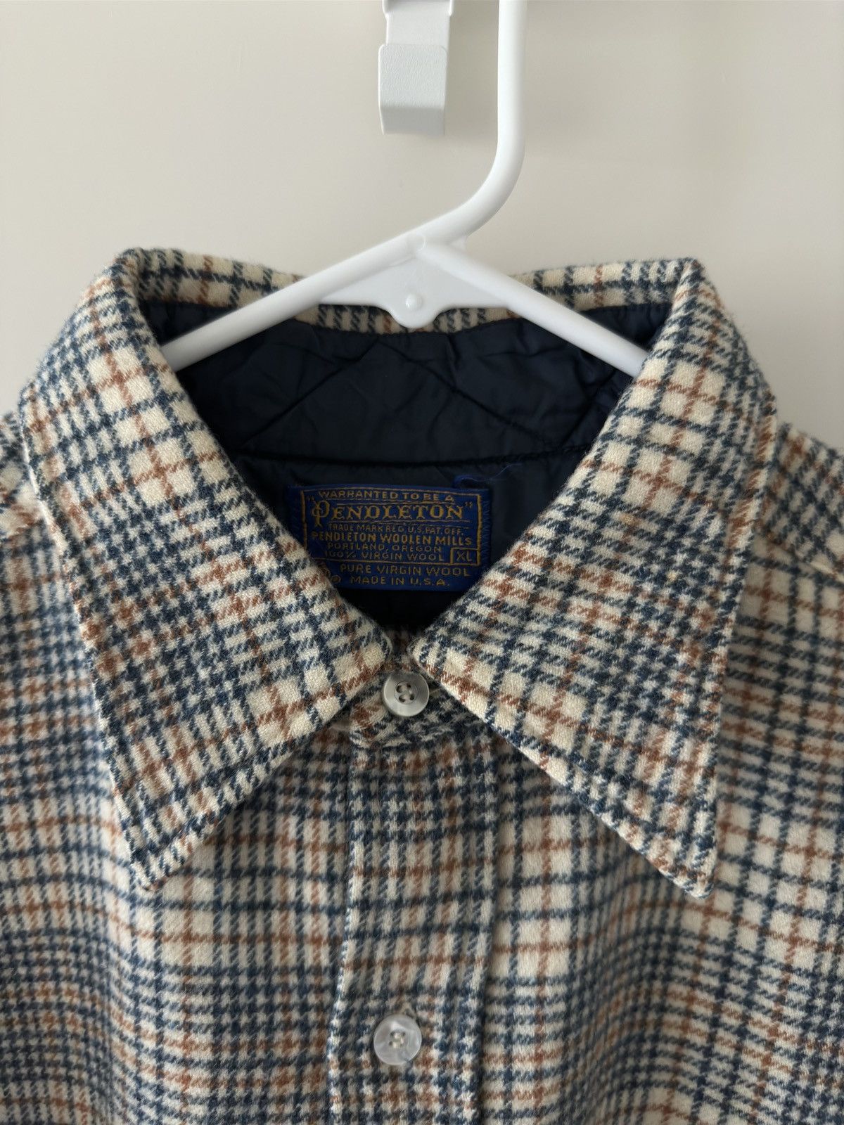 Pendleton Vintage Pendleton Lodge Shirt Wool Button Up Made In USA Size US XL / EU 56 / 4 - 3 Thumbnail