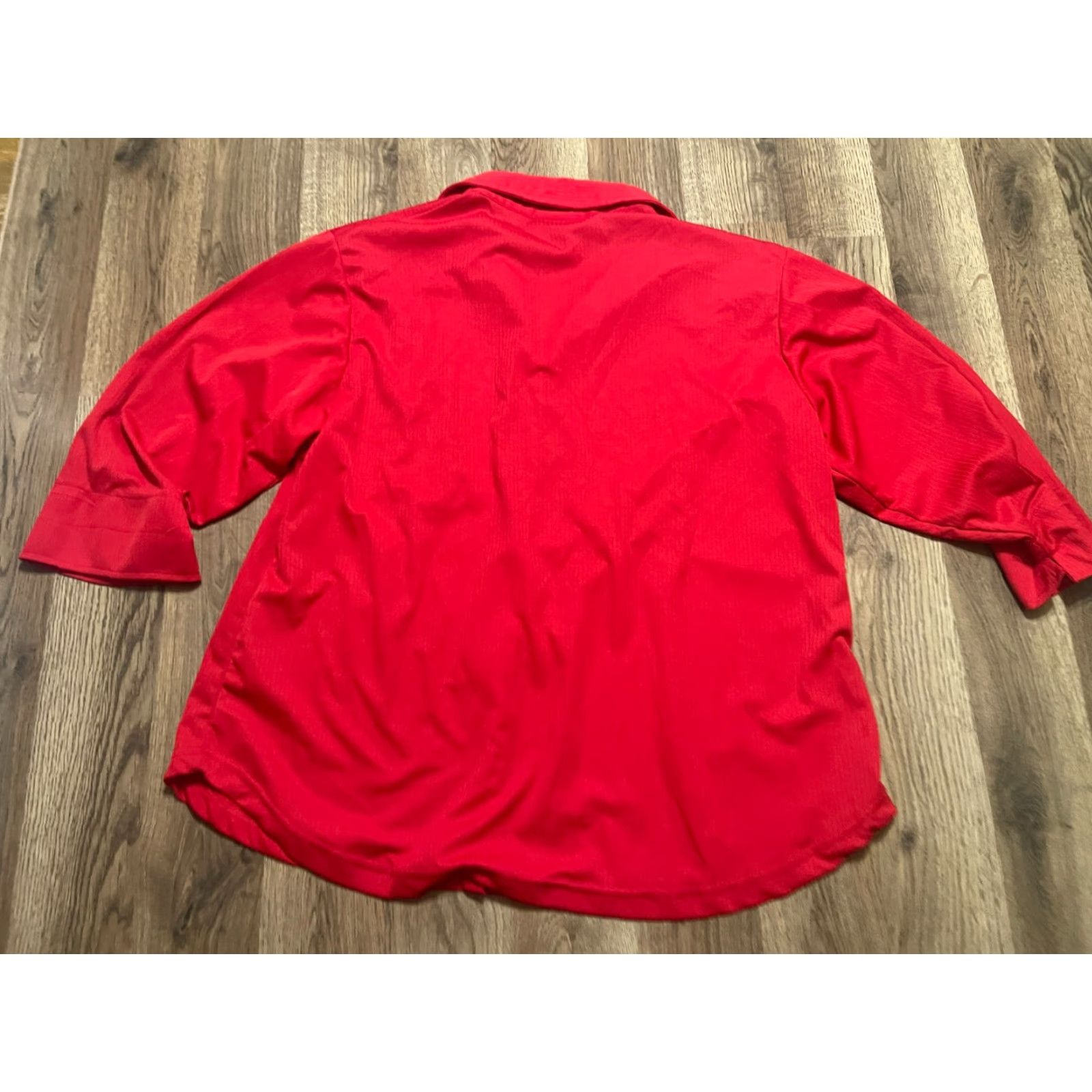 Vintage Zoey Beth Shirt Women's Plus Size 3X Red Button-Up 3/4 Sleeve Casual Solid Modern Size XXL / US 16-18 / IT 52-54 - 2 Thumbnail