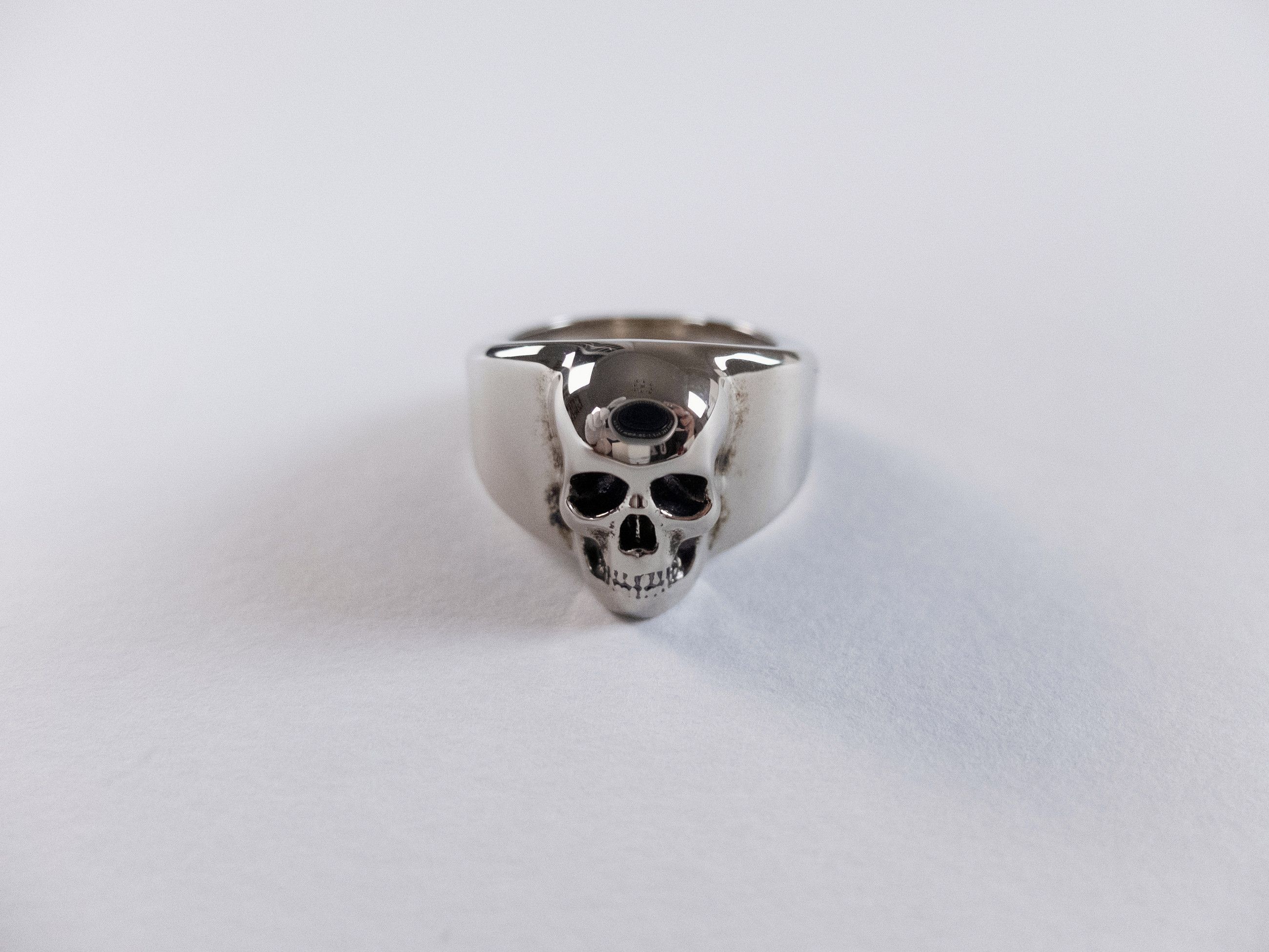 Alexander McQueen ALEXANDER MCQUEEN silver tone brass skull ring 9 19 q Size ONE SIZE - 4 Thumbnail