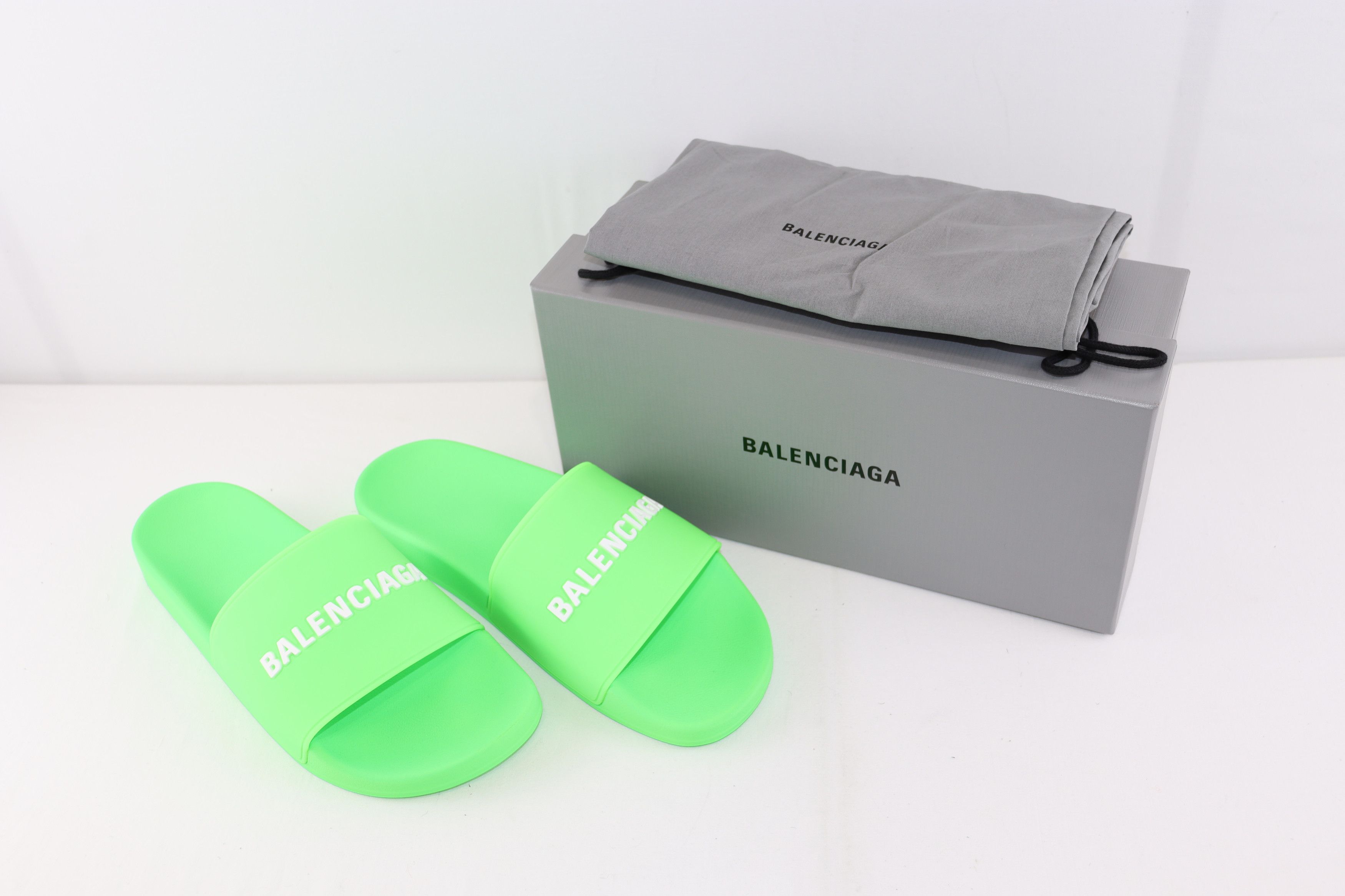 Balenciaga o1rshd1 Rubber Logo Slides in Green Size US 12 / EU 45 - 10 Thumbnail