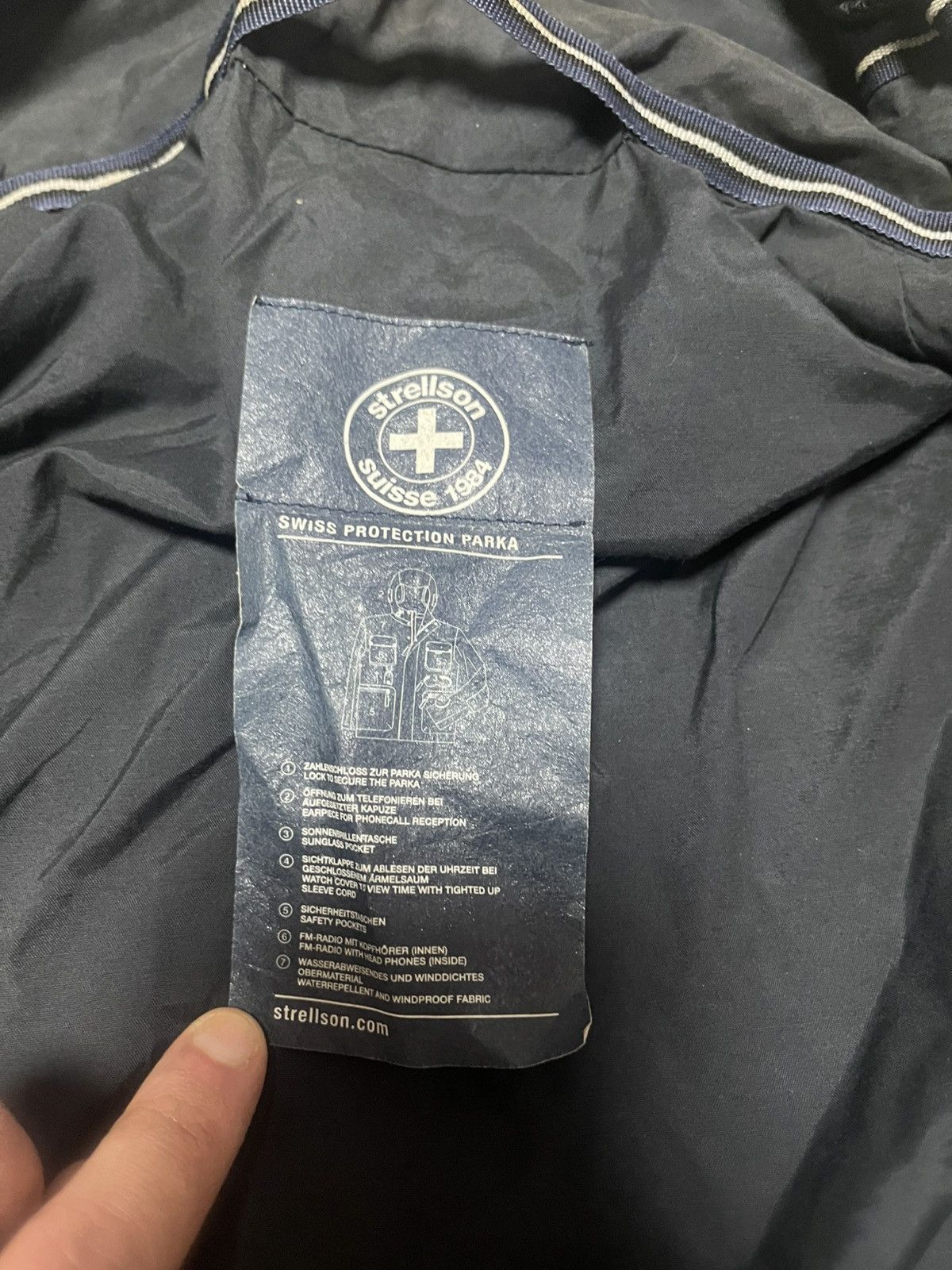 Strellson Strellson RARE Swiss protection multipocket parka size L Size US L / EU 52-54 / 3 - 22 Thumbnail