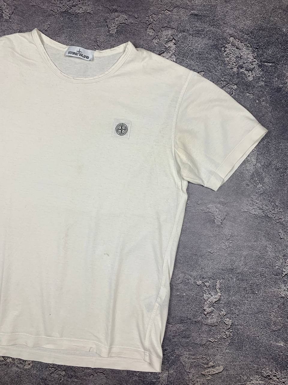 Stone Island Stone Island Men's Compass Patch Logo T-Shirt White Size L Size US L / EU 52-54 / 3 - 3 Thumbnail