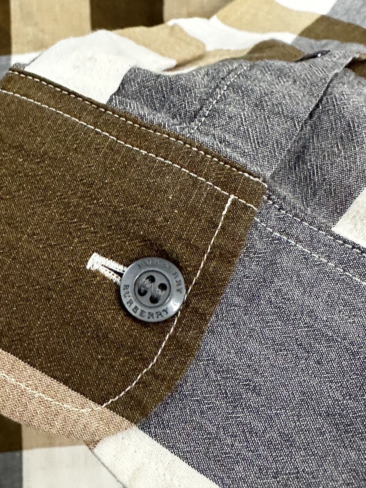Burberry Burberry London England Large Check Cotton Linen Shirt XL Size US XL / EU 56 / 4 - 10 Thumbnail