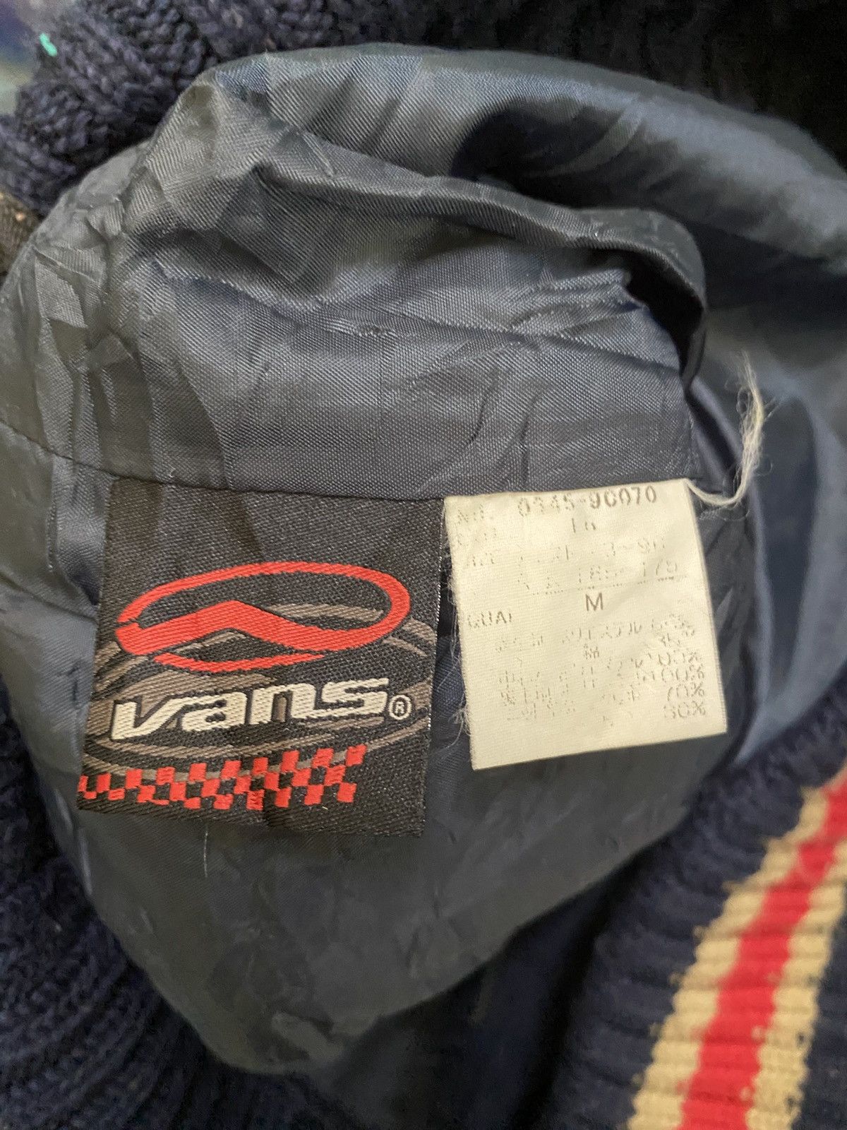 Vans VINTAGE Y2K VANS QUILTED SLEEVE KNIT JACKET Size US M / EU 48-50 / 2 - 13 Thumbnail