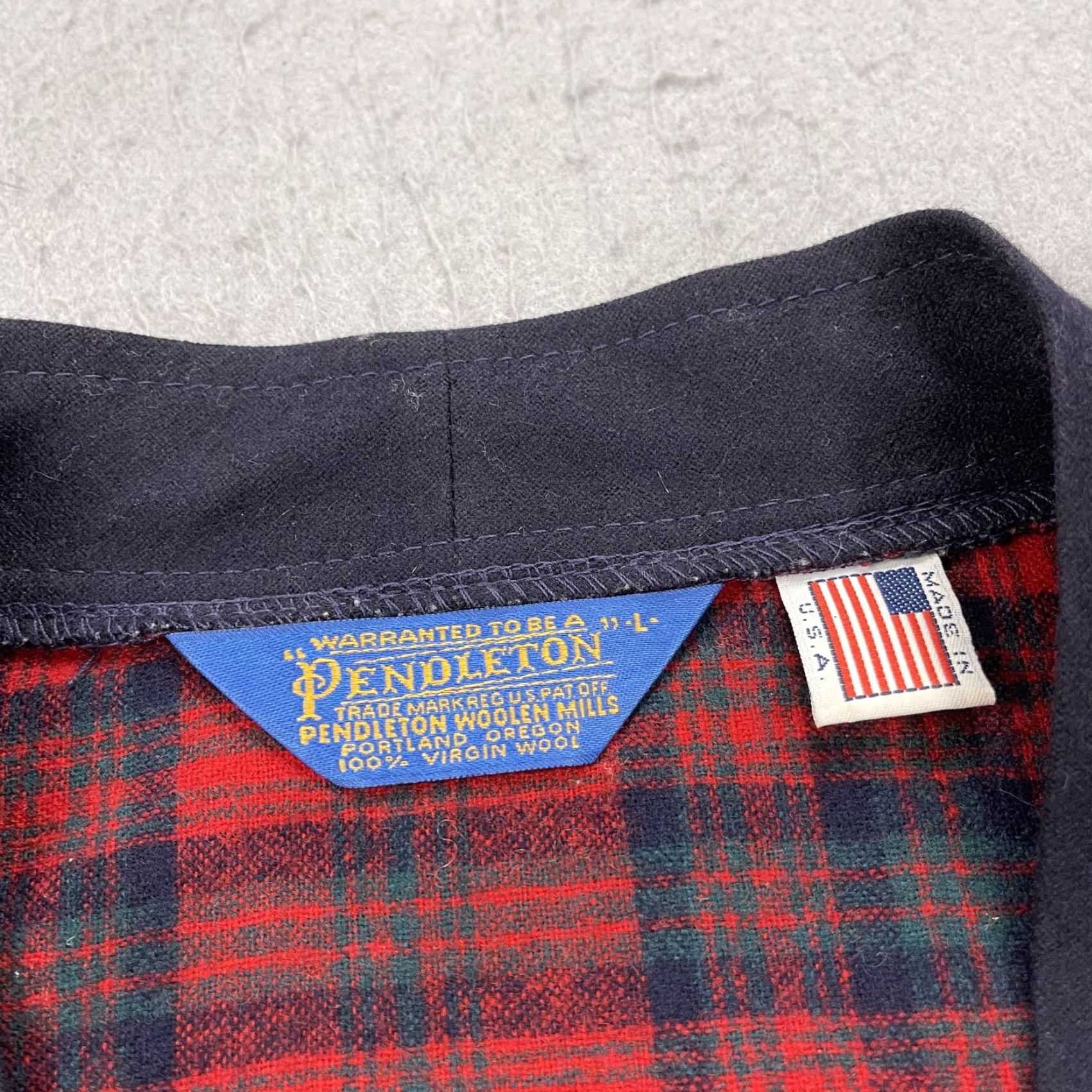 Pendleton VINTAGE Pendleton Sweater Mens Large Red Plaid 100% Wool Grandpa Cardigan USA Size US L / EU 52-54 / 3 - 6 Thumbnail