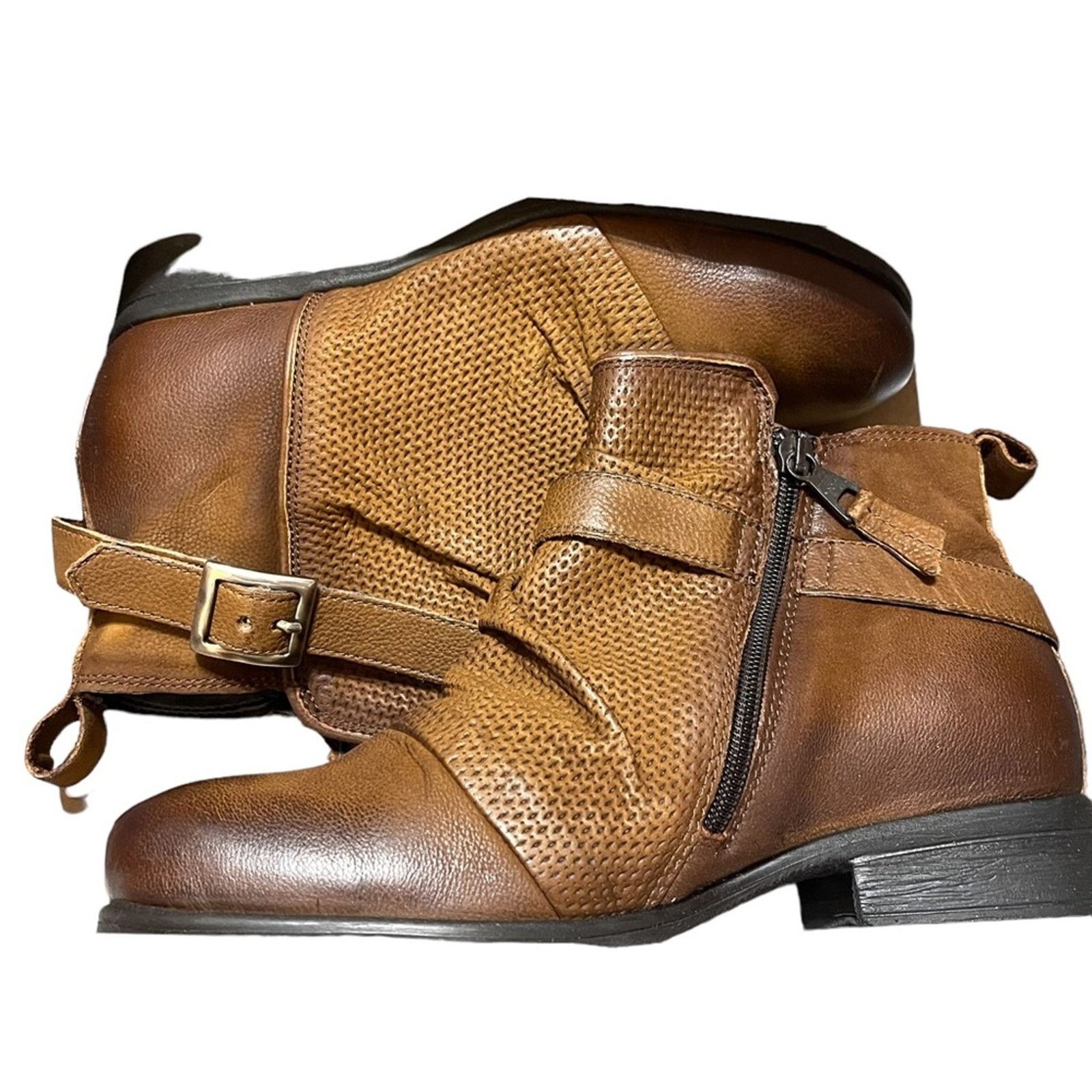 Other Miz Mooz Wide Width Ankle Boots Suzy Hazelnut EU 37 NIB Size US 6.5 / IT 36.5 - 5 Thumbnail