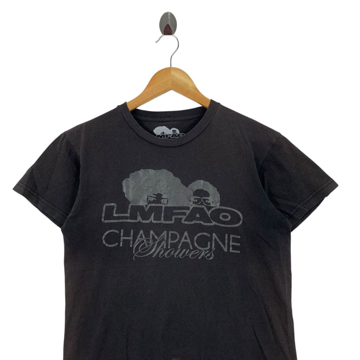Vintage LMFAO CHAMPAGNE SHOWERS Party Rock Redfoo SkyBlu Band Tshirt Size US S / EU 44-46 / 1 - 2 Thumbnail