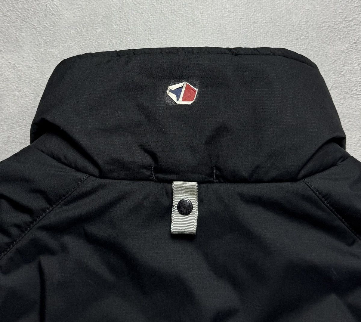 Berghaus Berghaus Puffer Down Jacket Zip Up Logo Size US XL / EU 56 / 4 - 8 Thumbnail