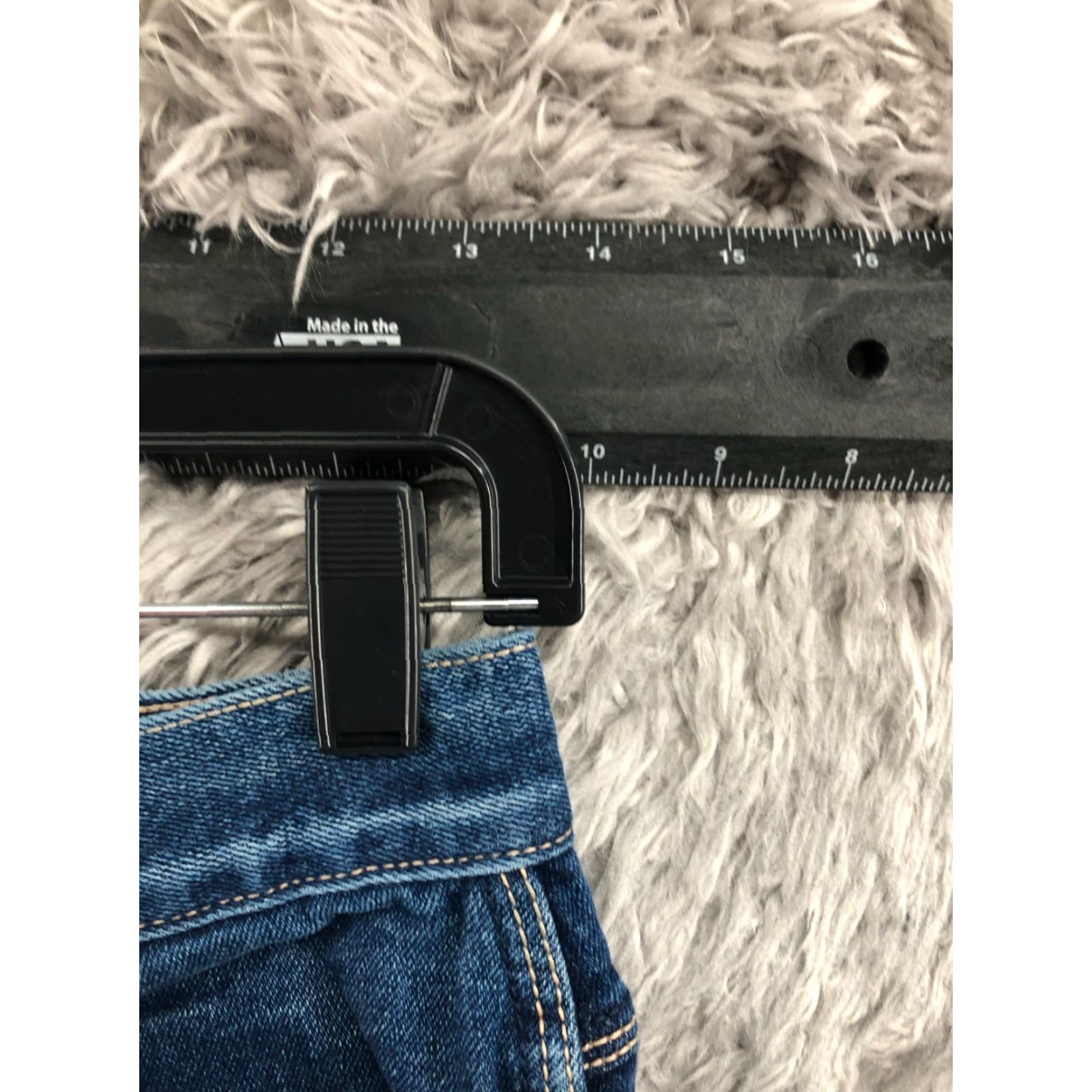 Gloria Vanderbilt Gloria Vanderbilt Jeans Size 10 Womens Medium Wash Blue Denim 5-Pocket Straight Regular Rise Belt Loops Cotton Size 32" / US 10 / IT 46 - 2 Thumbnail