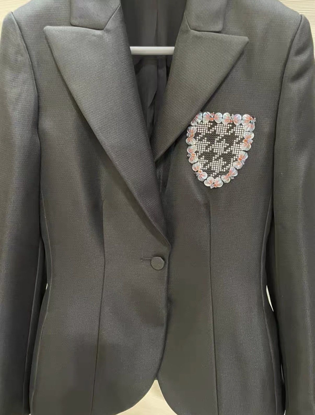 Dior Dior Black Collector's Edition Badge Wool-Silk Blazer J33 Size XS / US 0-2 / IT 36-38 - 4 Thumbnail