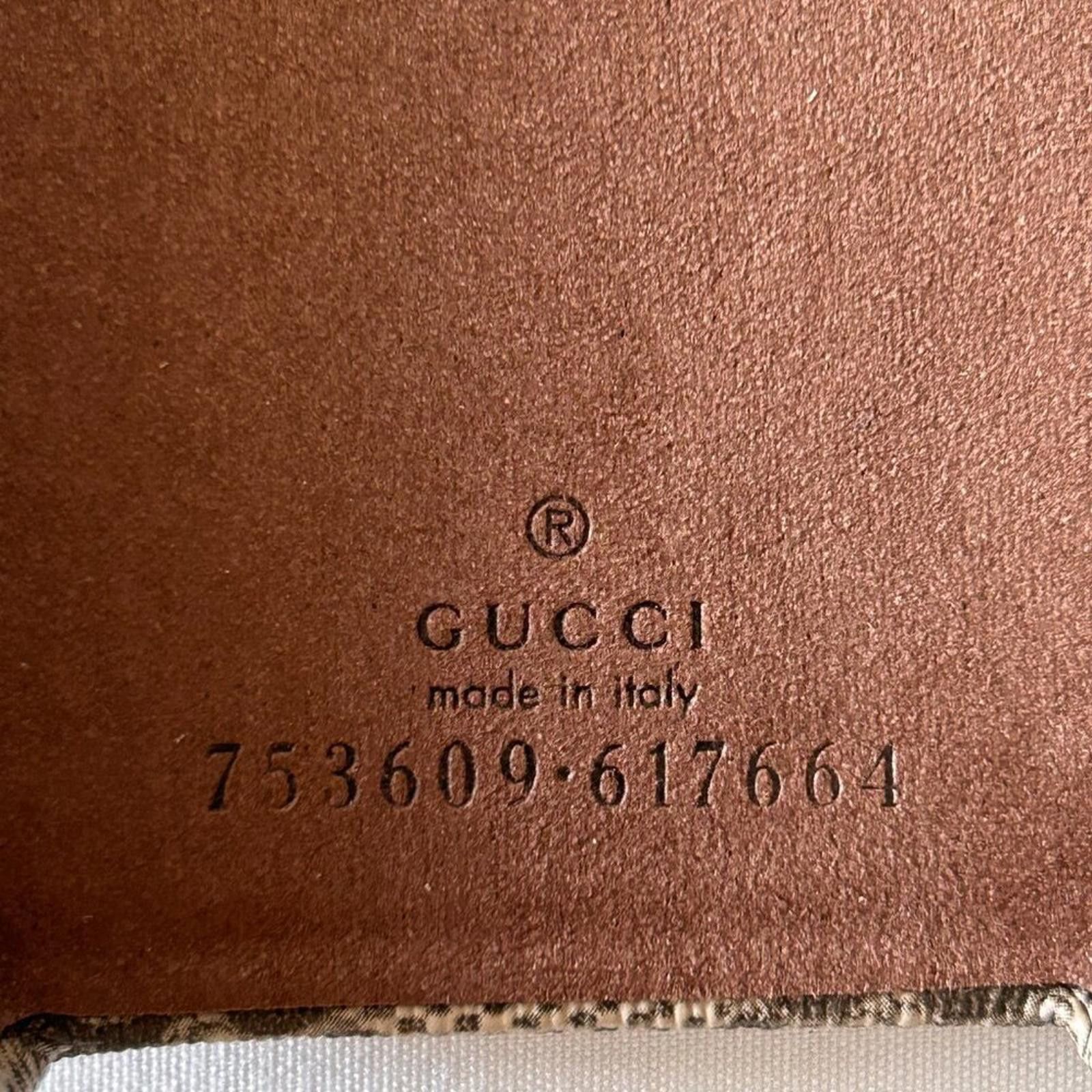 Gucci NWT Gucci GG Supreme PVC iPhone 14 Case Beige 753609 Size ONE SIZE - 6 Thumbnail
