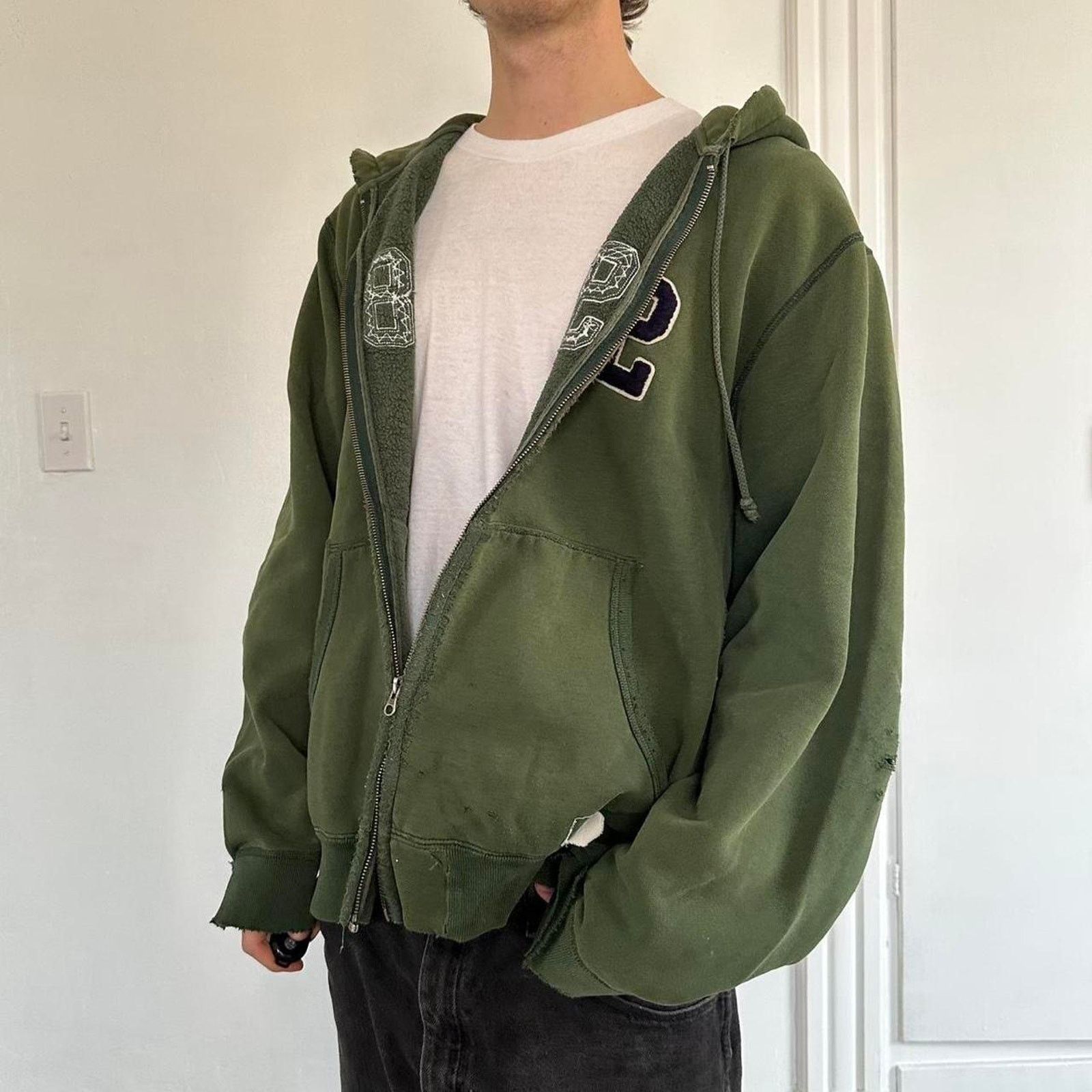 Abercrombie & Fitch × Vintage Vintage 00s Thrashed Cotton Abercrombie & Fitch ZipUp Hoodie Size US XL / EU 56 / 4 - 8 Thumbnail